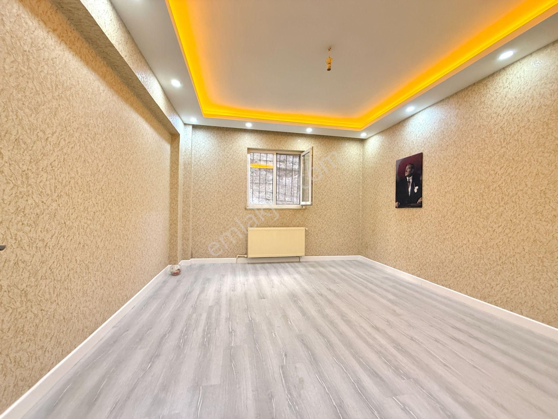 Pursaklar Mehmet Zengin Emlak'tan 1.kot Satı Öztürk Okulu Yakını 2+1 Yapılı Masrafsız Daire - Görsel 12