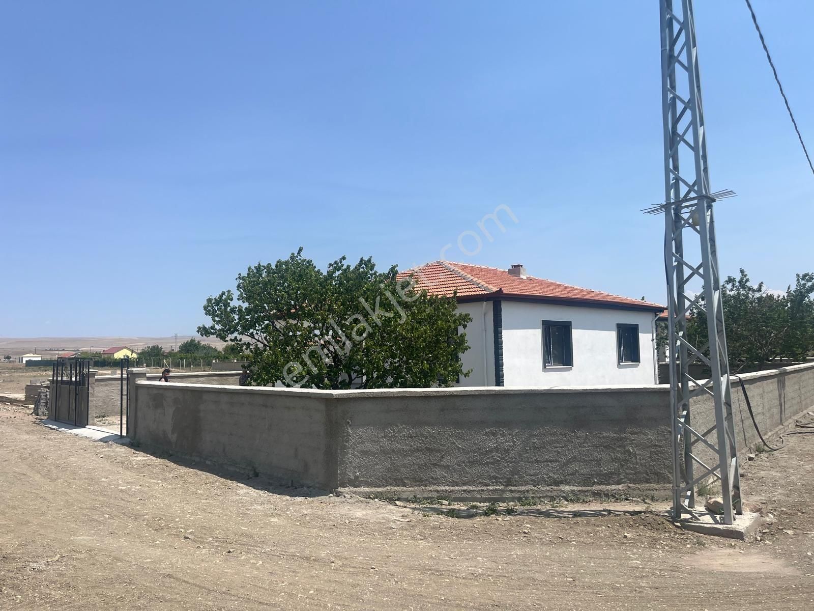 Niğde Bor Kemerhisar Tepe De 475 Arsa İçerisinde Sıfır Yapı - Görsel 18