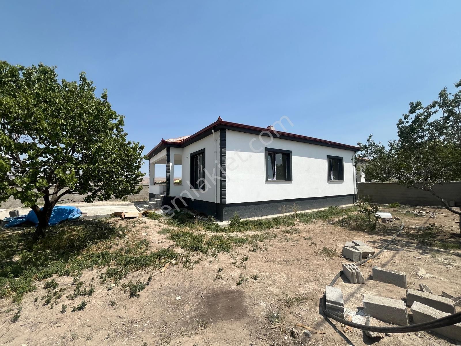 Niğde Bor Kemerhisar Tepe De 475 Arsa İçerisinde Sıfır Yapı - Görsel 16