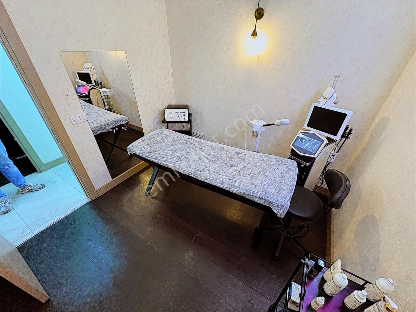 Lidya Emlak'tan Full Ekipmanlı Torkam Avm Girişi Devren Kiralık - Görsel 25