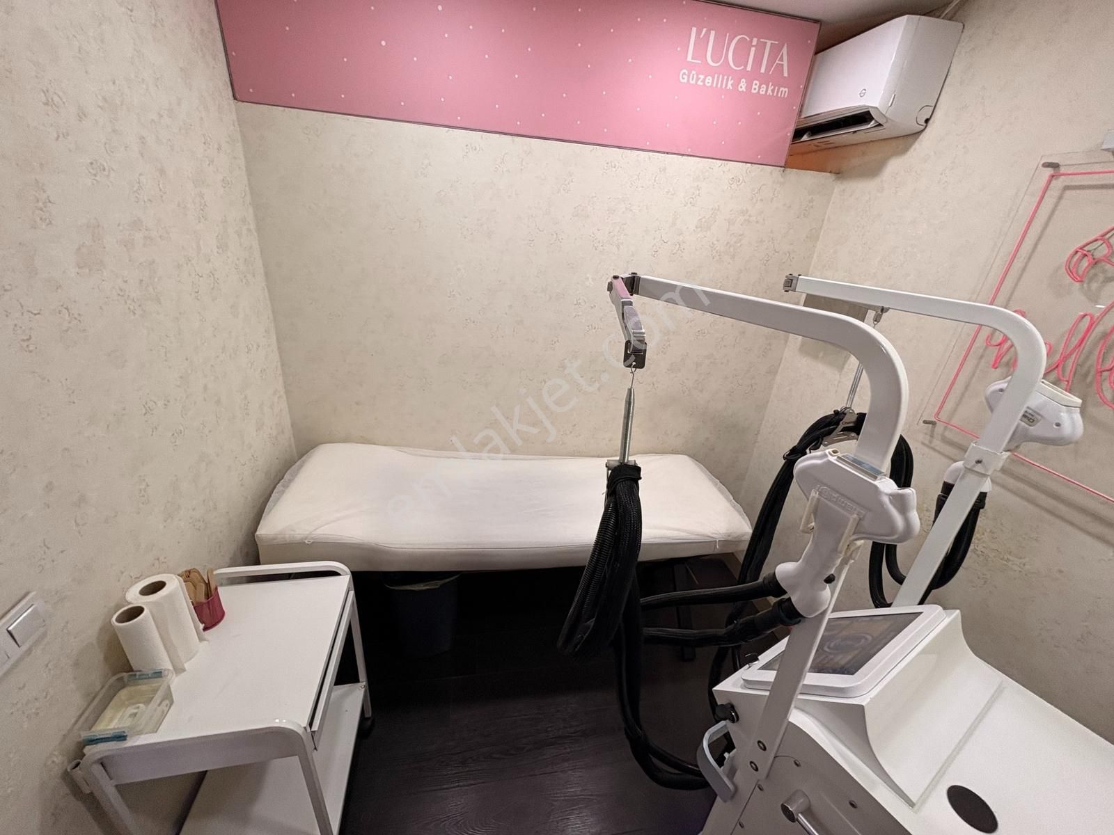 Lidya Emlak'tan Full Ekipmanlı Torkam Avm Girişi Devren Kiralık - Görsel 17