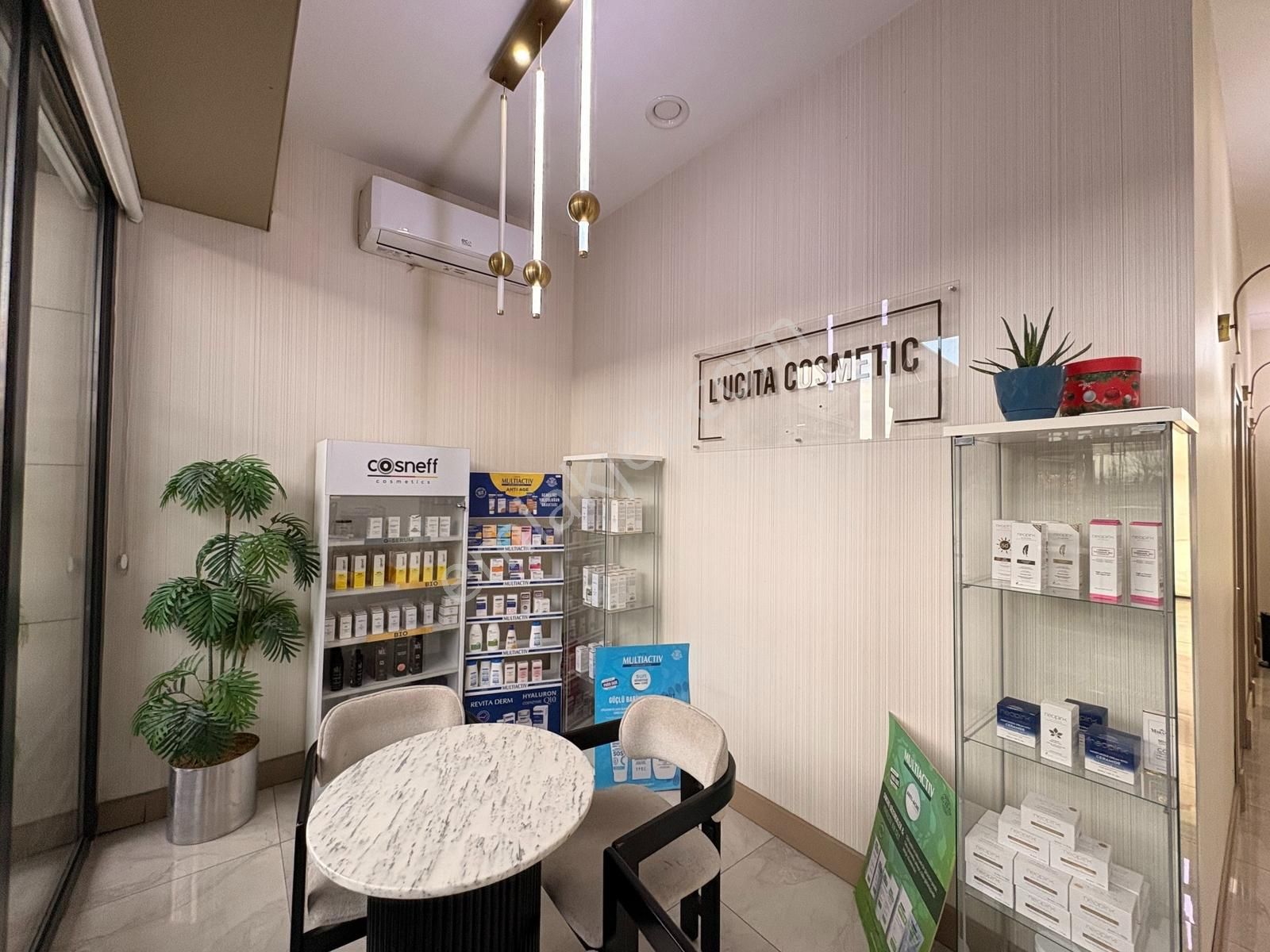 Lidya Emlak'tan Full Ekipmanlı Torkam Avm Girişi Devren Kiralık - Görsel 2