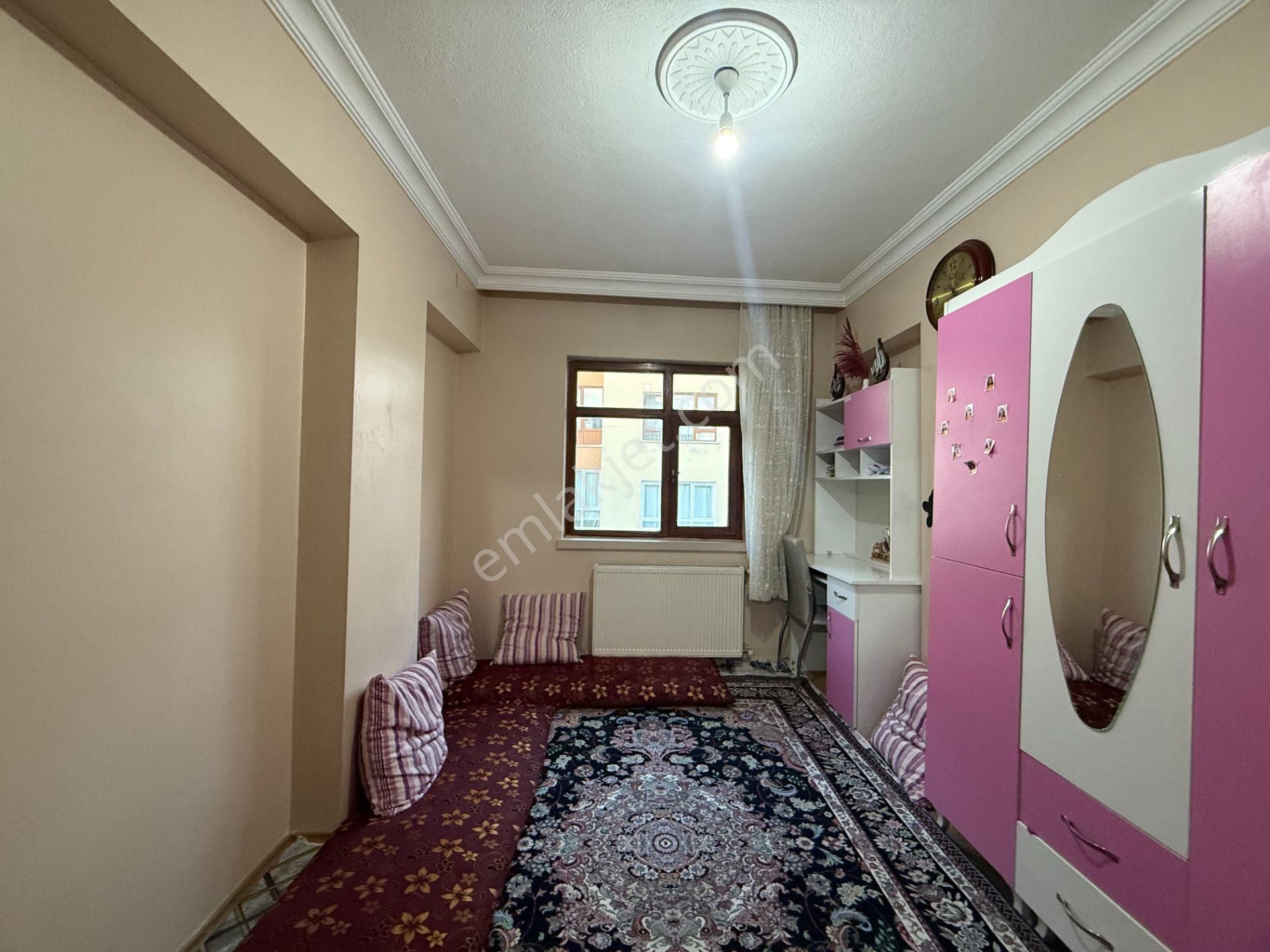 Pursaklar Mehmet Zengin Emlak'tan Yüksek Kredili, Güney Cephe, Masrafsız 3.kat 3+1 Daire - Görsel 16