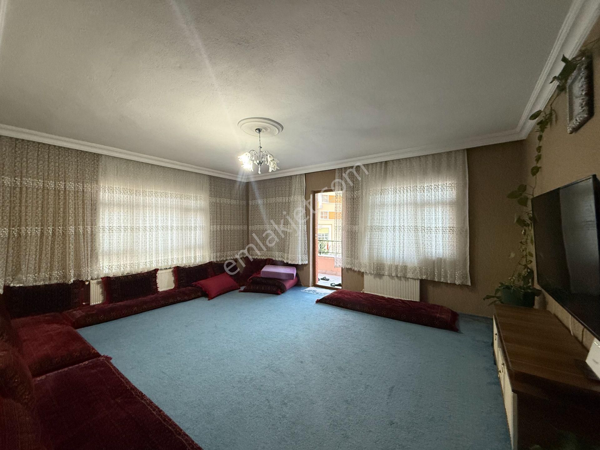 Pursaklar Mehmet Zengin Emlak'tan Yüksek Kredili, Güney Cephe, Masrafsız 3.kat 3+1 Daire - Görsel 14