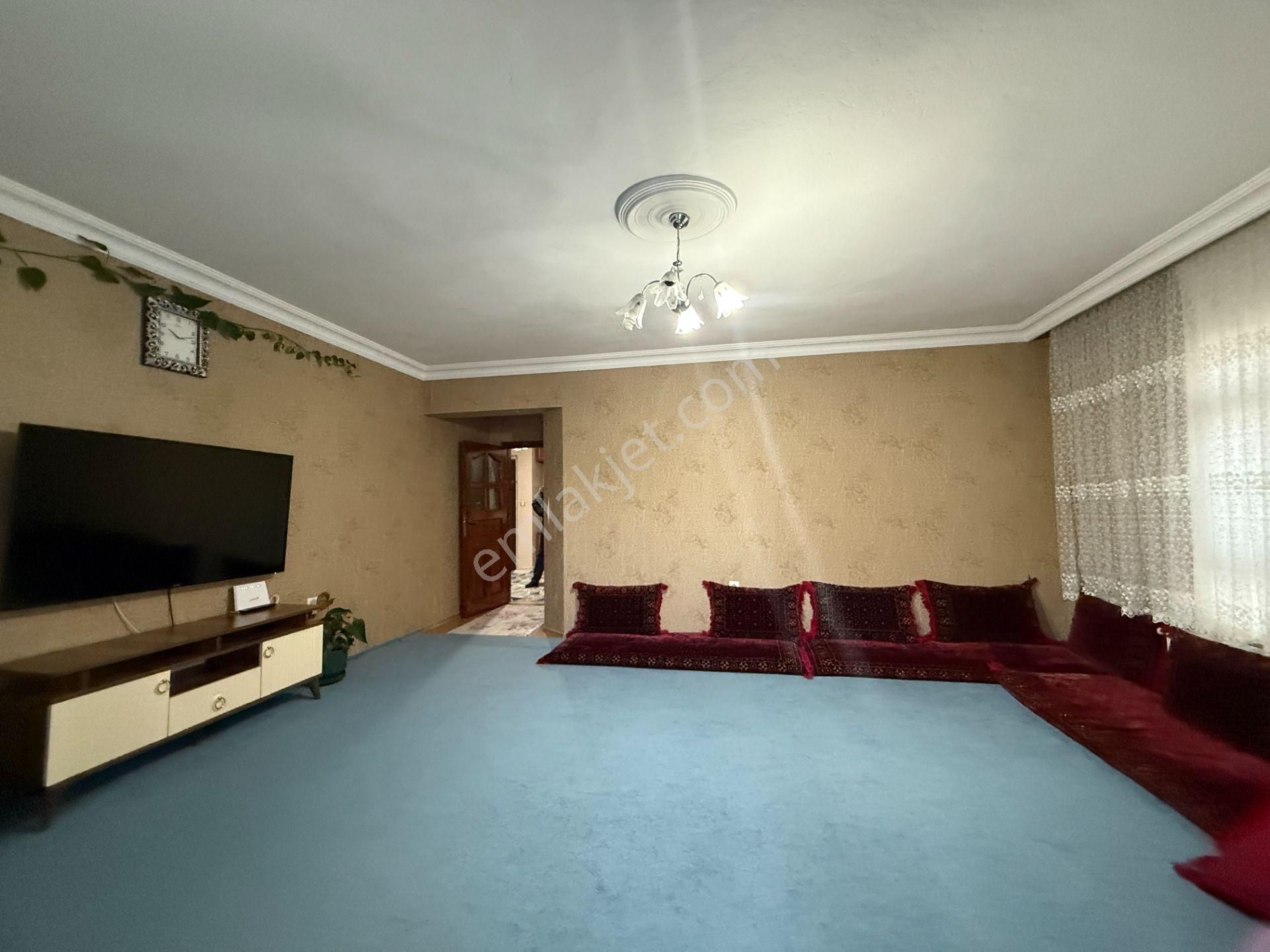 Pursaklar Mehmet Zengin Emlak'tan Yüksek Kredili, Güney Cephe, Masrafsız 3.kat 3+1 Daire - Görsel 11