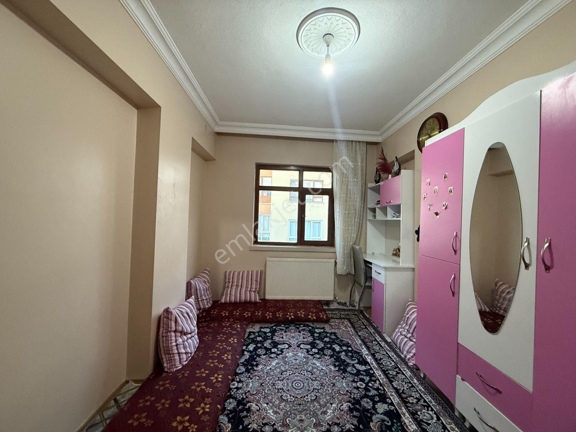 Pursaklar Mehmet Zengin Emlak'tan Yüksek Kredili, Güney Cephe, Masrafsız 3.kat 3+1 Daire - Görsel 17