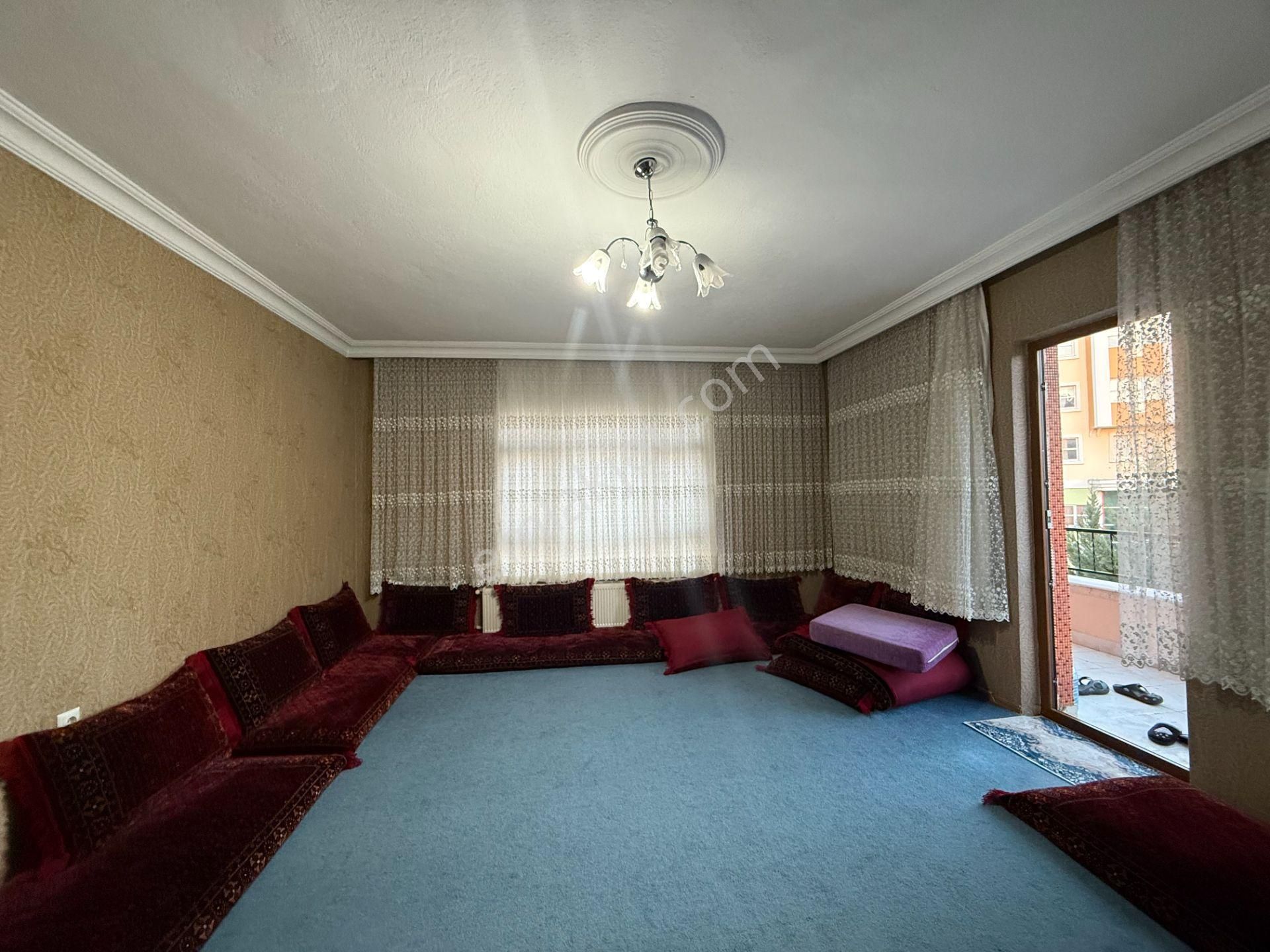 Pursaklar Mehmet Zengin Emlak'tan Yüksek Kredili, Güney Cephe, Masrafsız 3.kat 3+1 Daire - Görsel 9