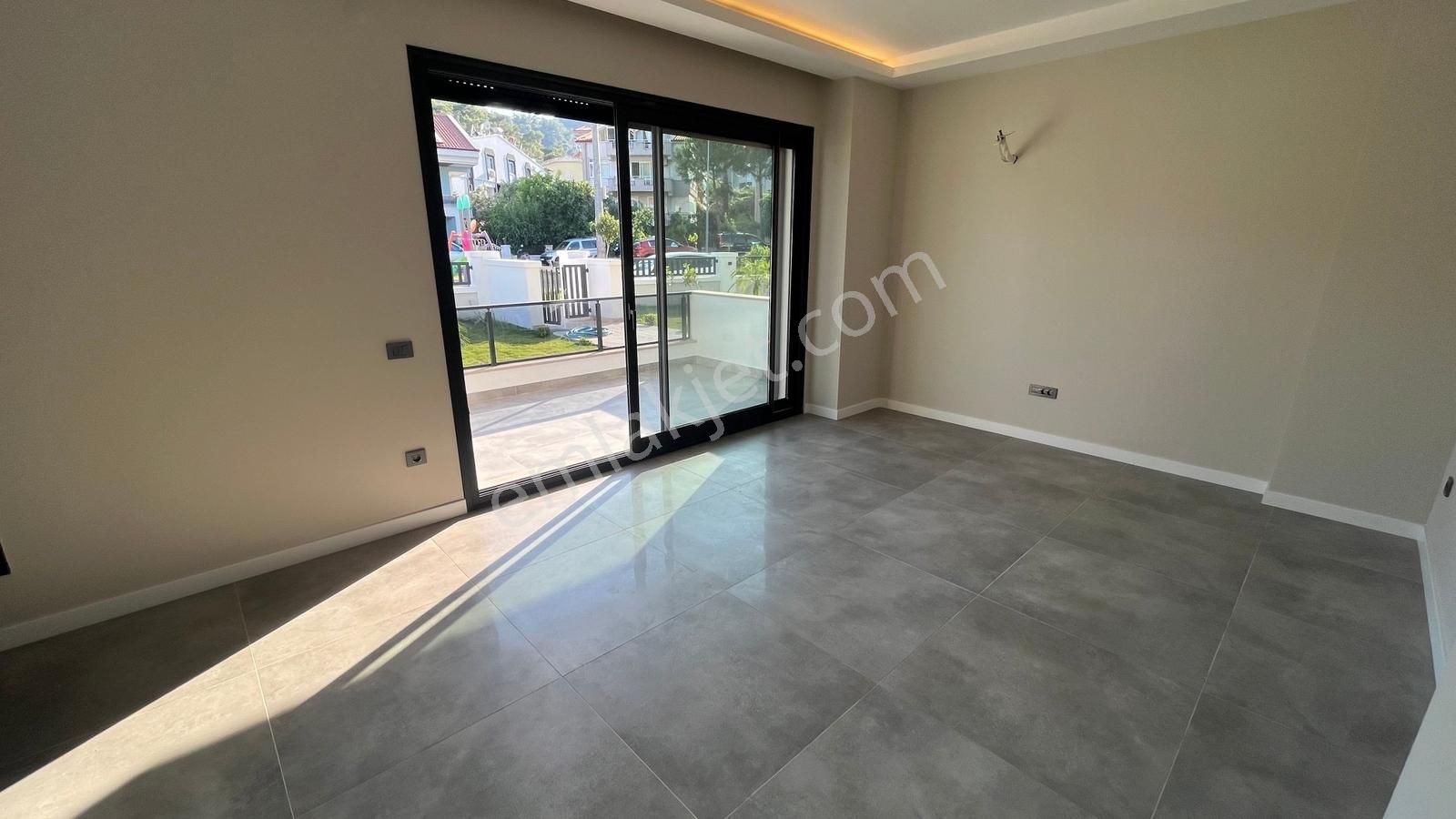 Marmaris'te Satılık Sıfır 2+1 Açık Mutfak Rezidans Gibi Daire - Görsel 18