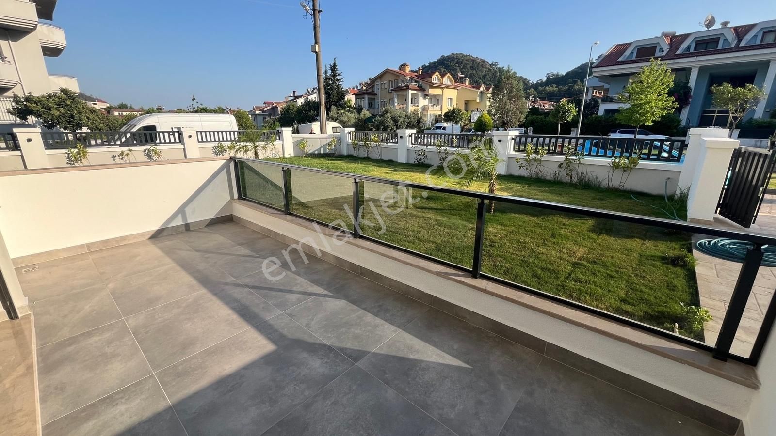 Marmaris'te Satılık Sıfır 2+1 Açık Mutfak Rezidans Gibi Daire - Görsel 19