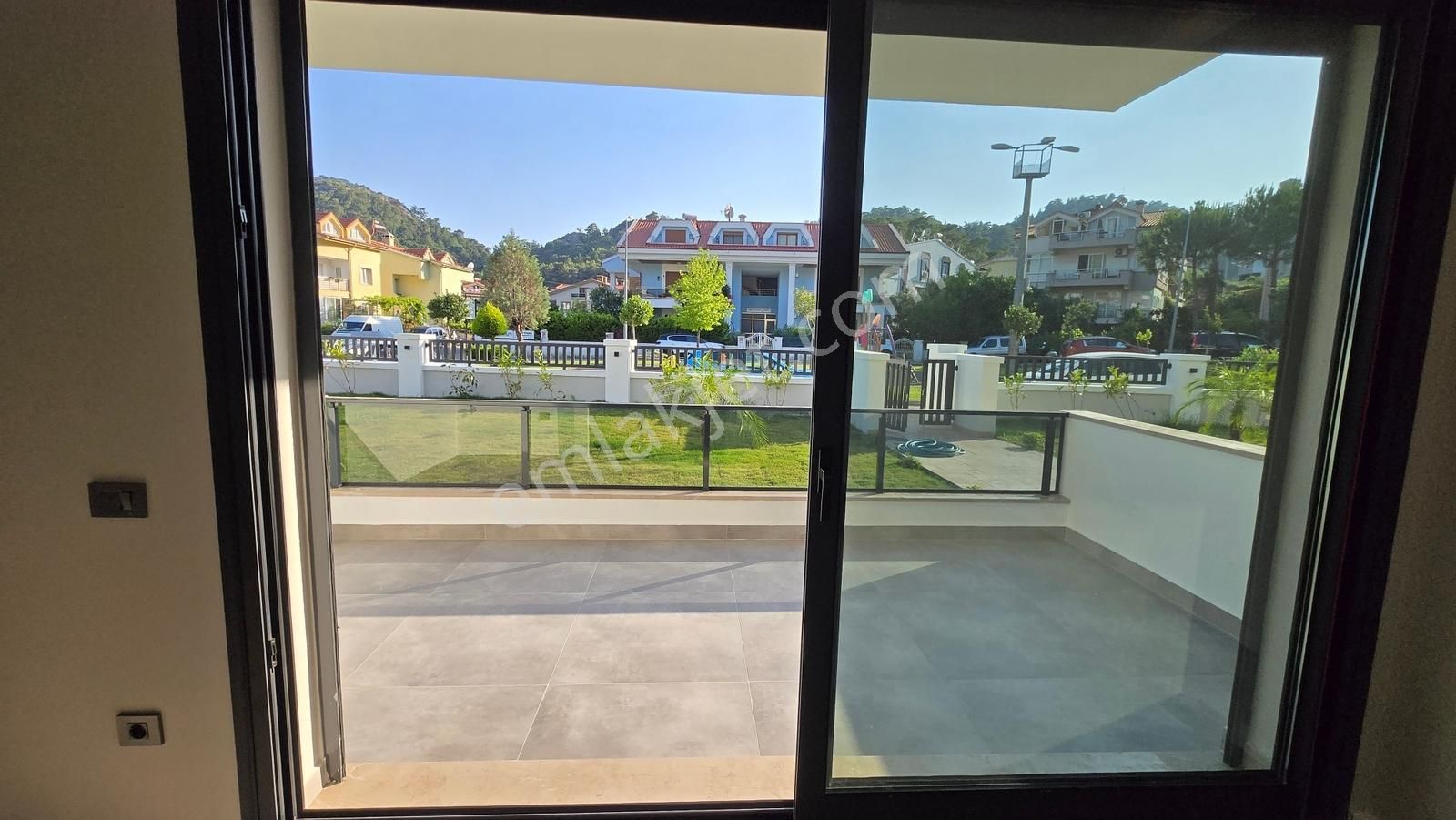 Marmaris'te Satılık Sıfır 2+1 Açık Mutfak Rezidans Gibi Daire - Görsel 13