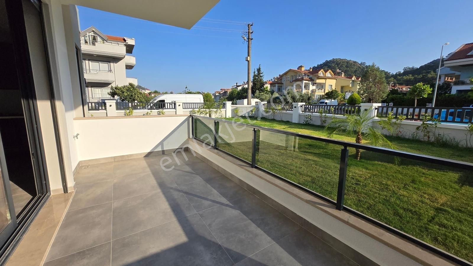 Marmaris'te Satılık Sıfır 2+1 Açık Mutfak Rezidans Gibi Daire - Görsel 11