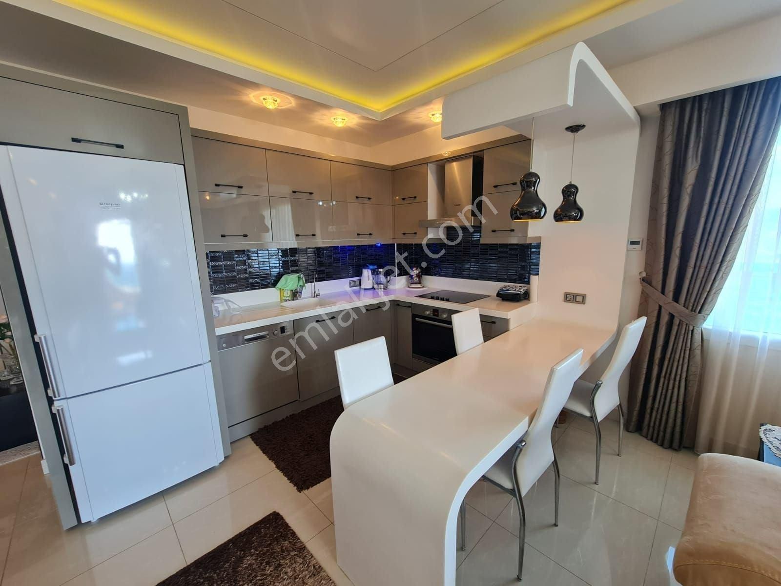 Alanya Mahmutlar – Full Eşyalı, Dağ–deniz Ve Havuz Manzaralı Lüks 3+1 Daire - Görsel 9