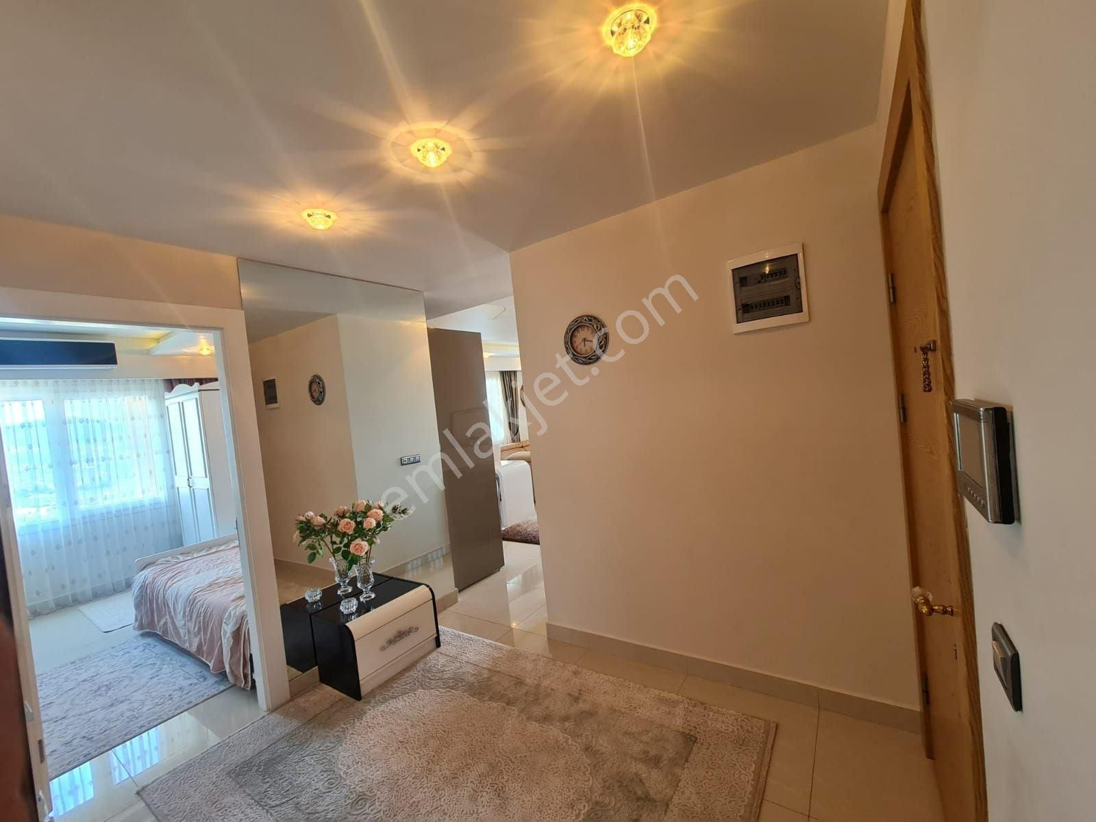 Alanya Mahmutlar – Full Eşyalı, Dağ–deniz Ve Havuz Manzaralı Lüks 3+1 Daire - Görsel 24