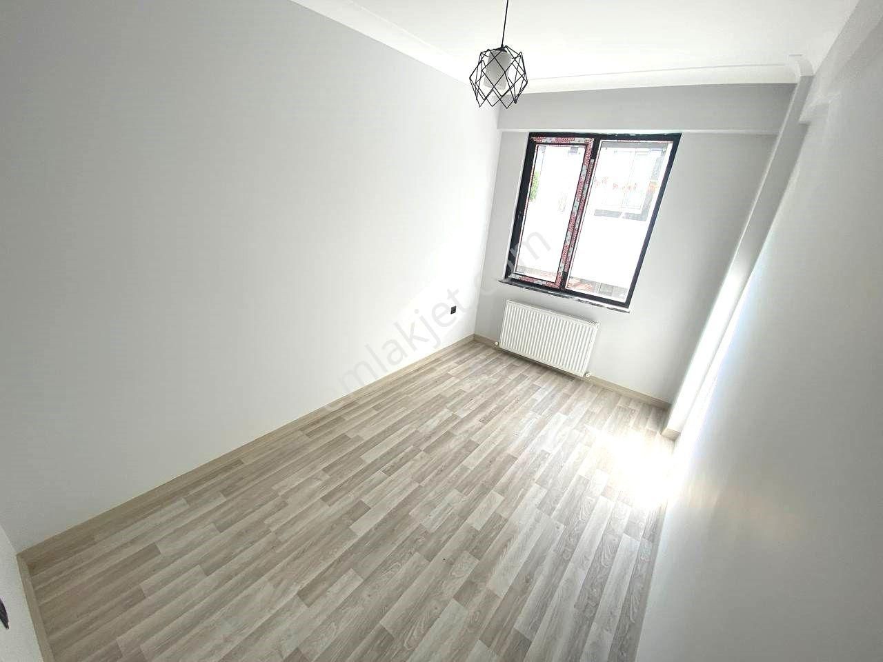 🏡aktiften Bahçelievler'de Huzurlu Oturabilceğiniz Müstakil Tadında Ayrı Mutfak 2+1 Satılık Daire🌹 - Görsel 7