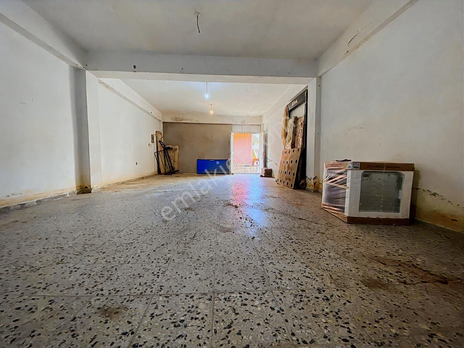 Merkezde Kiralık Geniş Alanlıiş Yeri ( Depo+dükkan) - Görsel 14