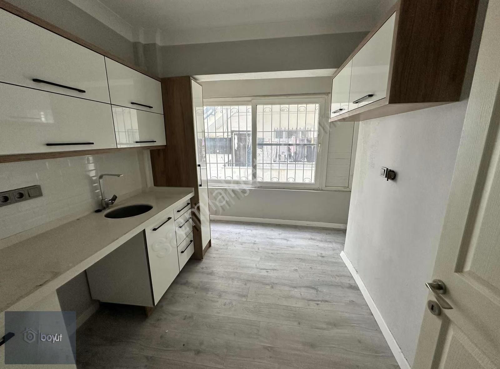 Boyut'tan Akçay Sarıkızda Ön Cephe Ayrı Mutfak 2+1 Satılık Daire - Görsel 12