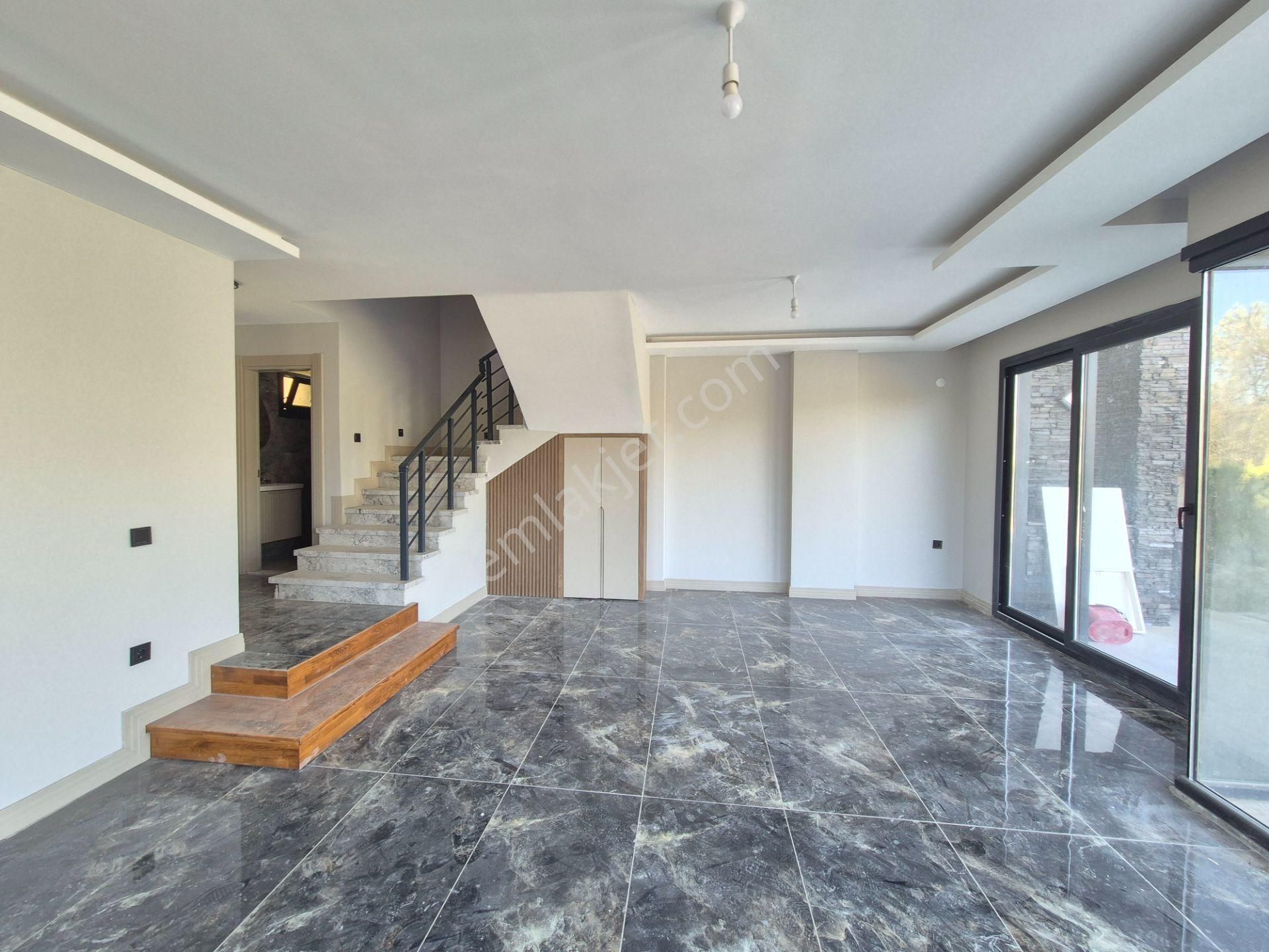 Akçay Artı Emlak'tan Güre'de Satılık 4+1 Ultra Lüx Havuzlu Villa - Görsel 33