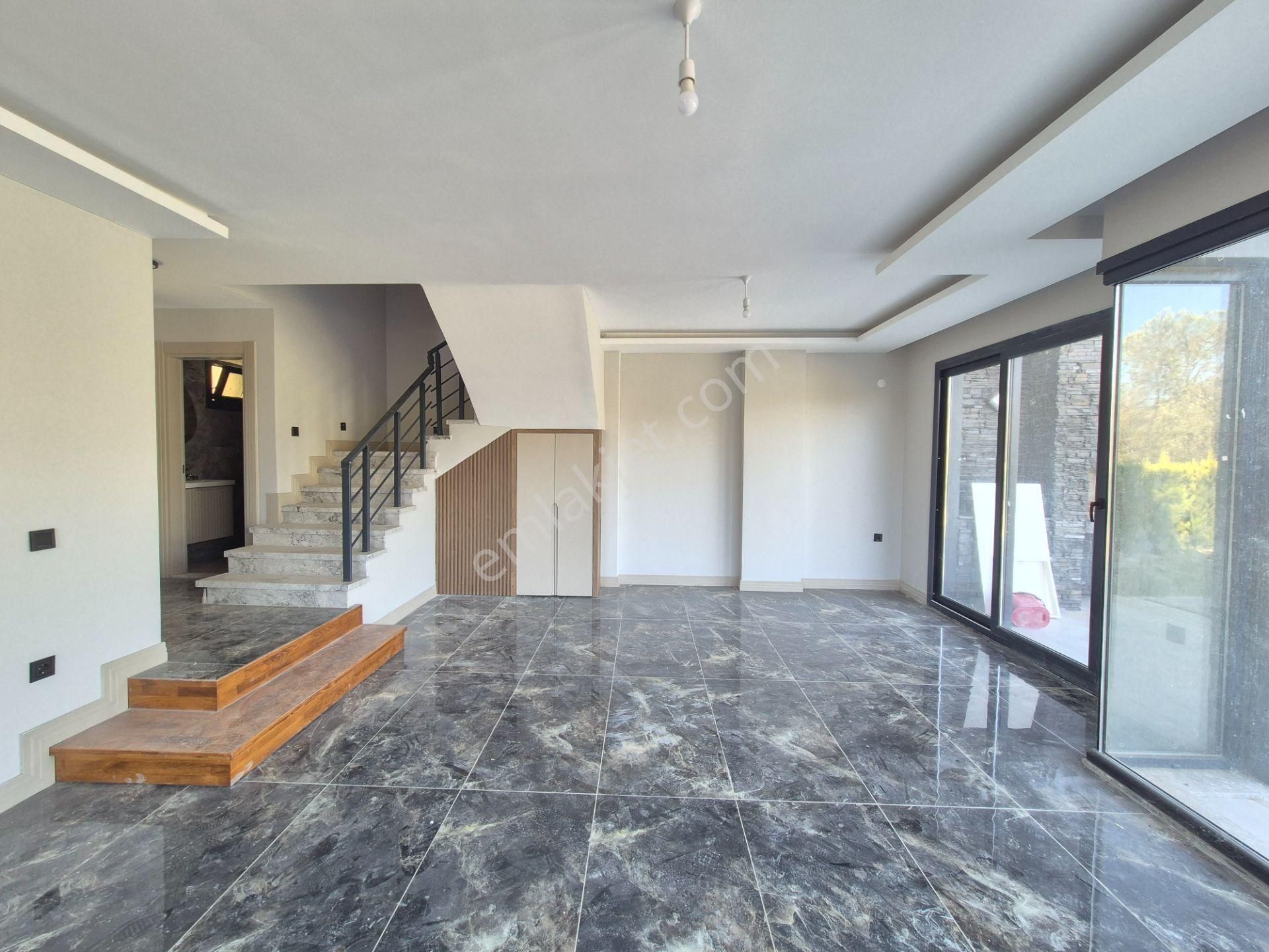 Akçay Artı Emlak'tan Güre'de Satılık 4+1 Ultra Lüx Havuzlu Villa - Görsel 32