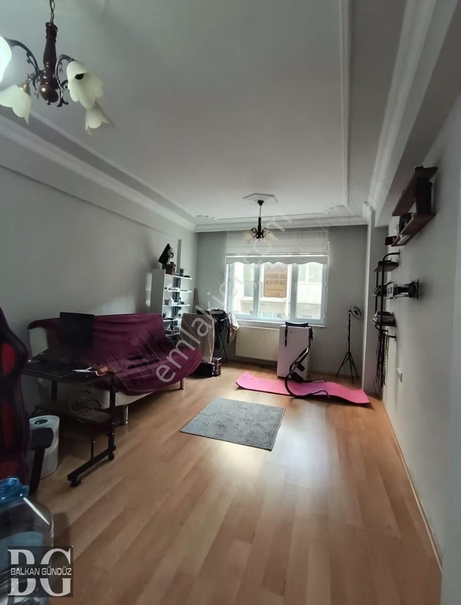 Balkan Gündüzden Bahçelievler Mahallesinde 2+1 Kiralık Daire - Görsel 5