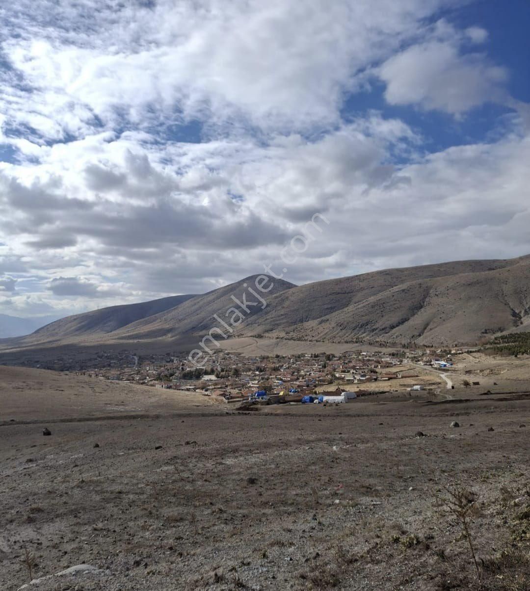 Yaşar Emlaktan Satılık Tarla - Görsel 12