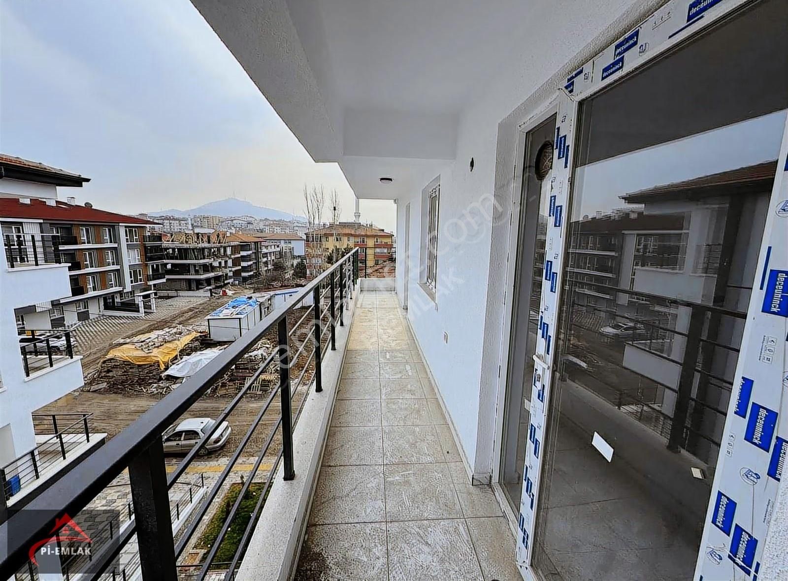 Beşikkaya Mahallesi İstanbul Borsa Lise Karşısı 3.kat Ön Cephe - Görsel 27