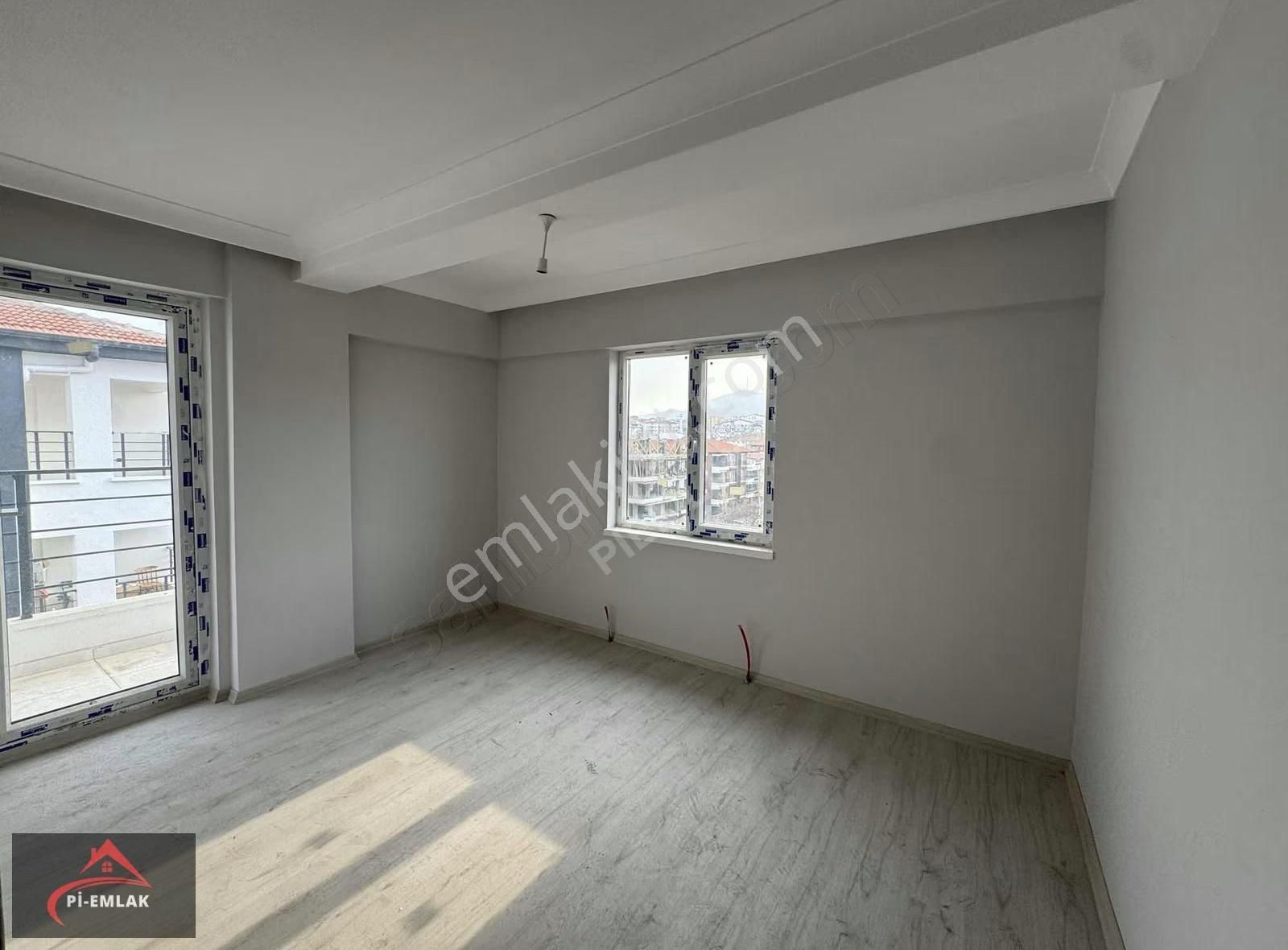 Beşikkaya Mahallesi İstanbul Borsa Lise Karşısı 3.kat Ön Cephe - Görsel 3