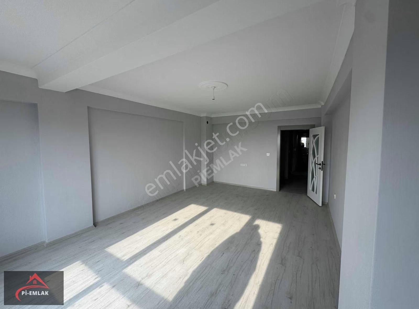 Beşikkaya Mahallesi İstanbul Borsa Lise Karşısı 3.kat Ön Cephe - Görsel 24