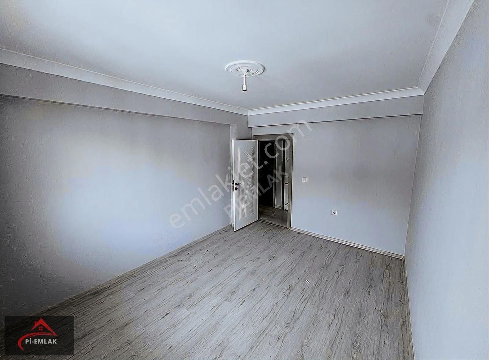 Beşikkaya Mahallesi İstanbul Borsa Lise Karşısı 3.kat Ön Cephe - Görsel 31