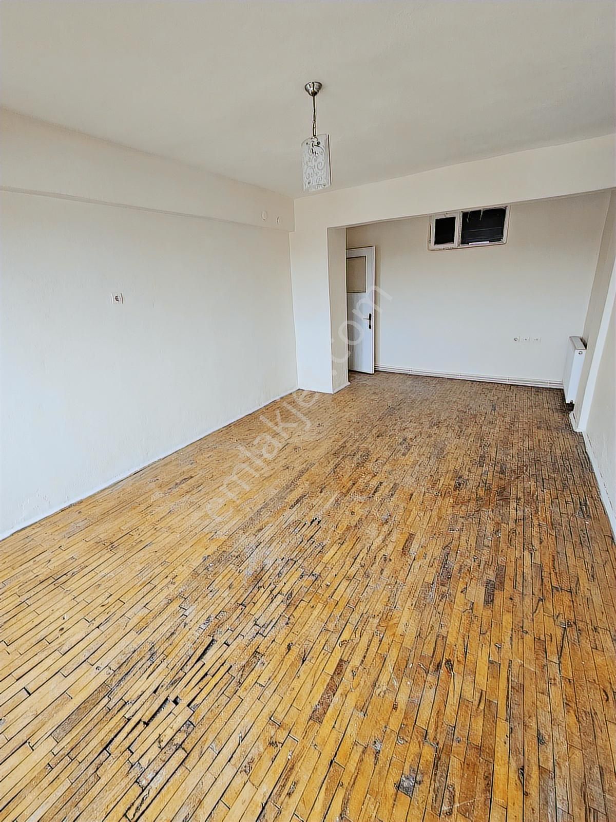 Osmangazi' De Cadde Üzerinde Yenilenmiş, Kiralık 3+1 Daire - Görsel 13