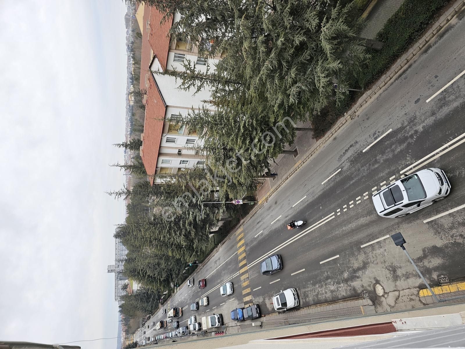 Osmangazi' De Cadde Üzerinde Yenilenmiş, Kiralık 3+1 Daire - Görsel 26