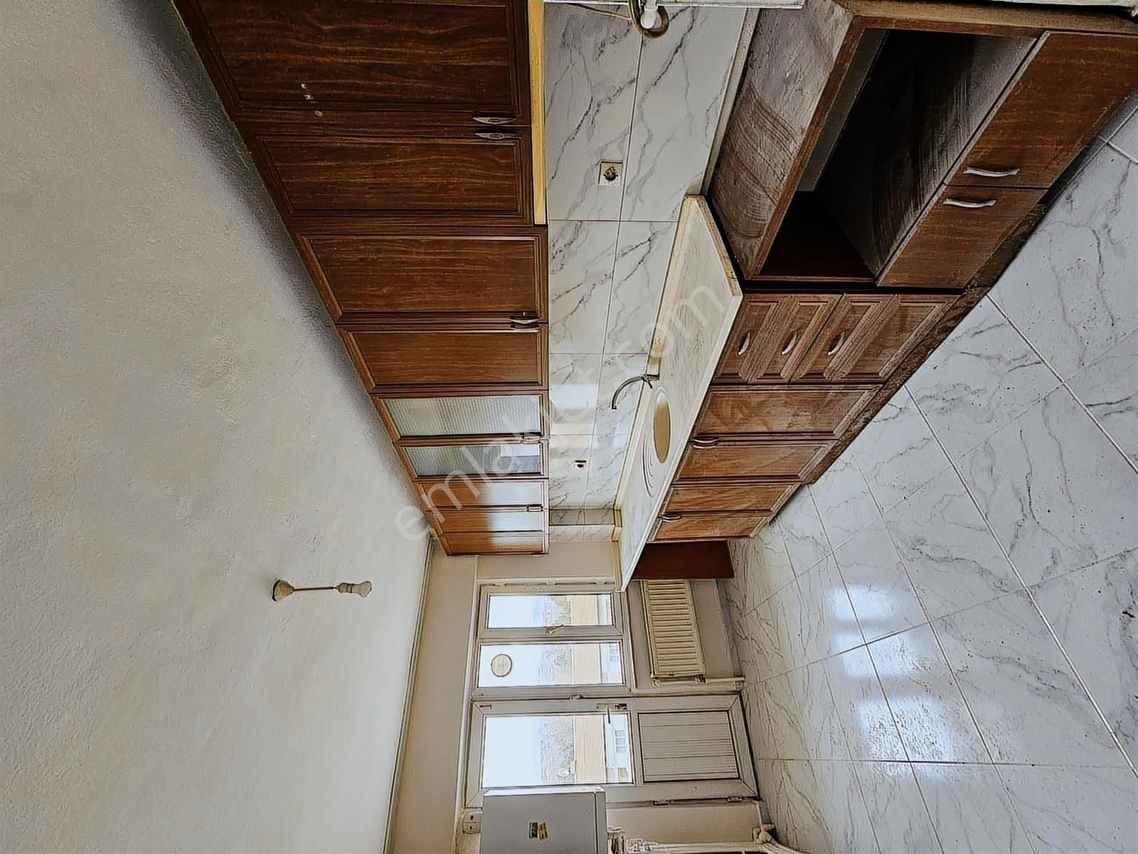 Osmangazi' De Cadde Üzerinde Yenilenmiş, Kiralık 3+1 Daire