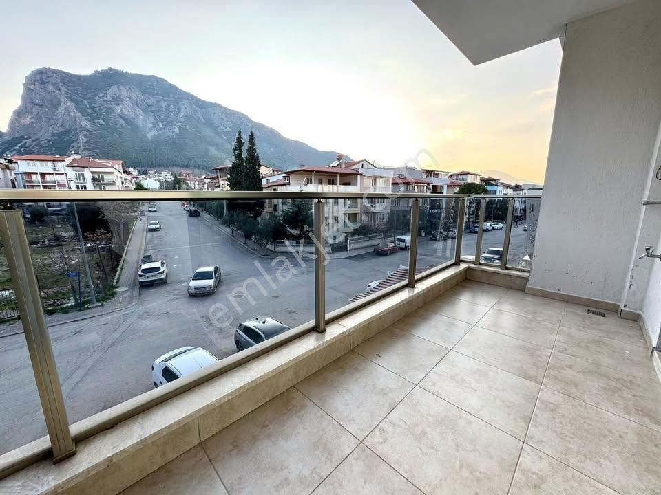 Pamukkale Üniversitesine 5 Dk Mesafede Asansörlü Doğa Manzaralı Balkonlu Bina A62 - Görsel 10