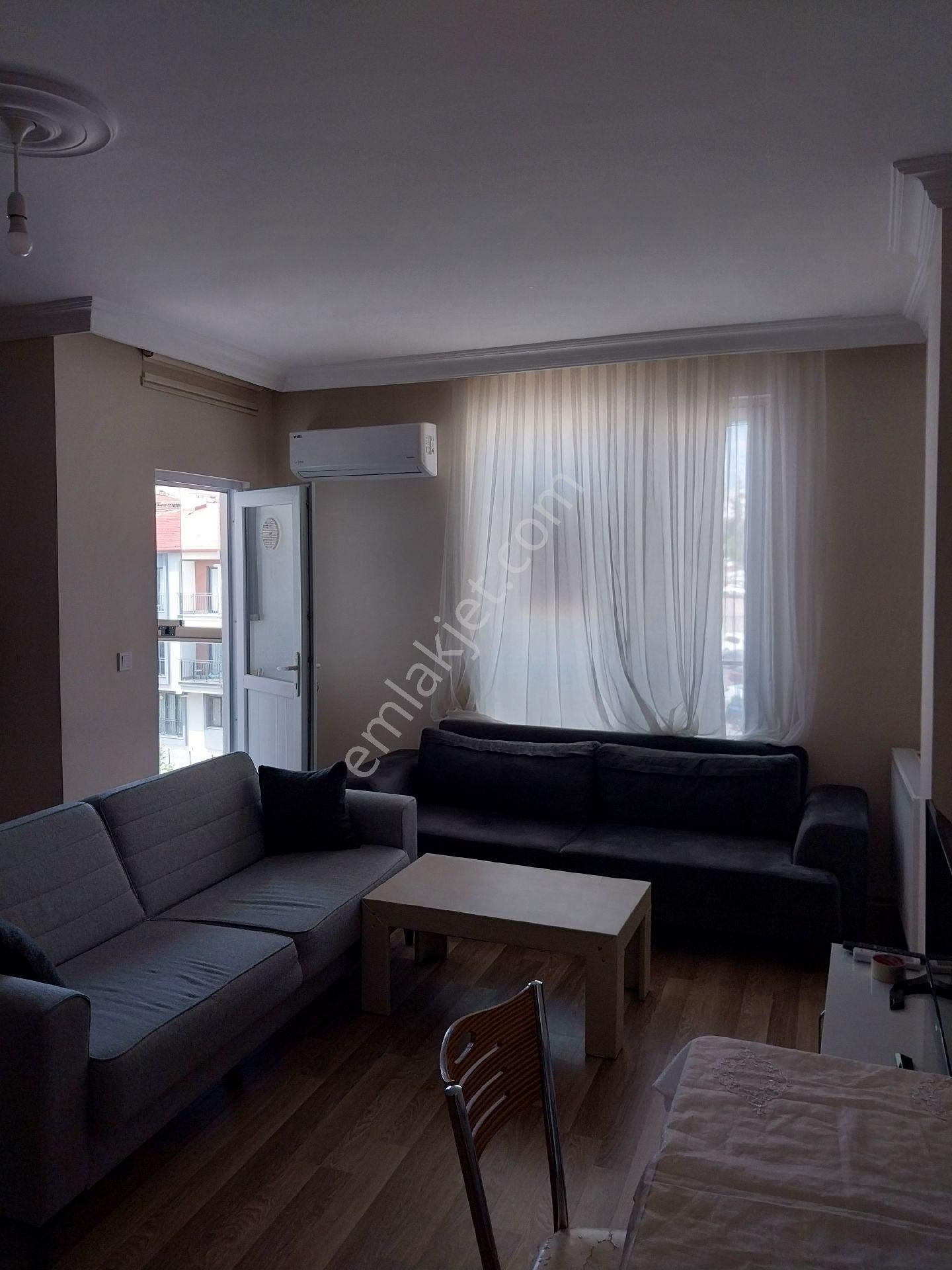 Tekirdağ Süleymanpaşa Gayrimenkulden Kiralık Eşyalı Daire Cumhuriyet Mah 1+1 - Görsel 2