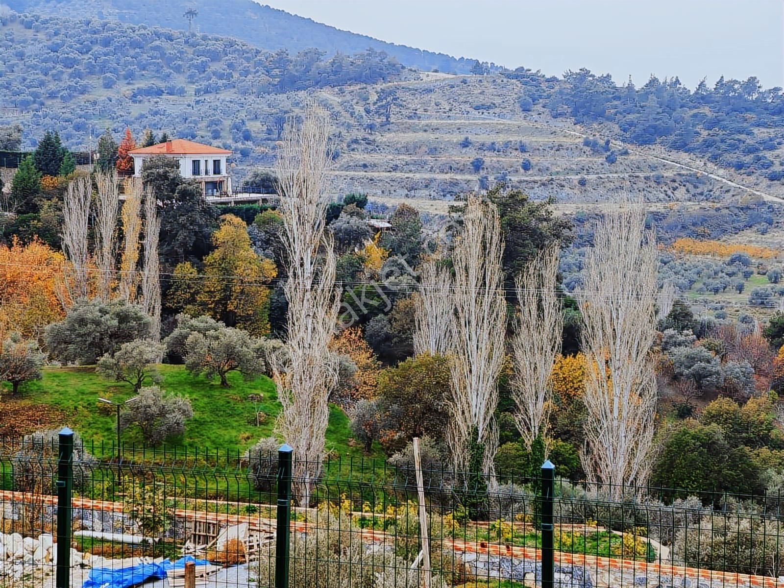 Şirince'de İşletme Ruhsatlı Satılık Çiftlik Evi Ve Arazisi - Görsel 20