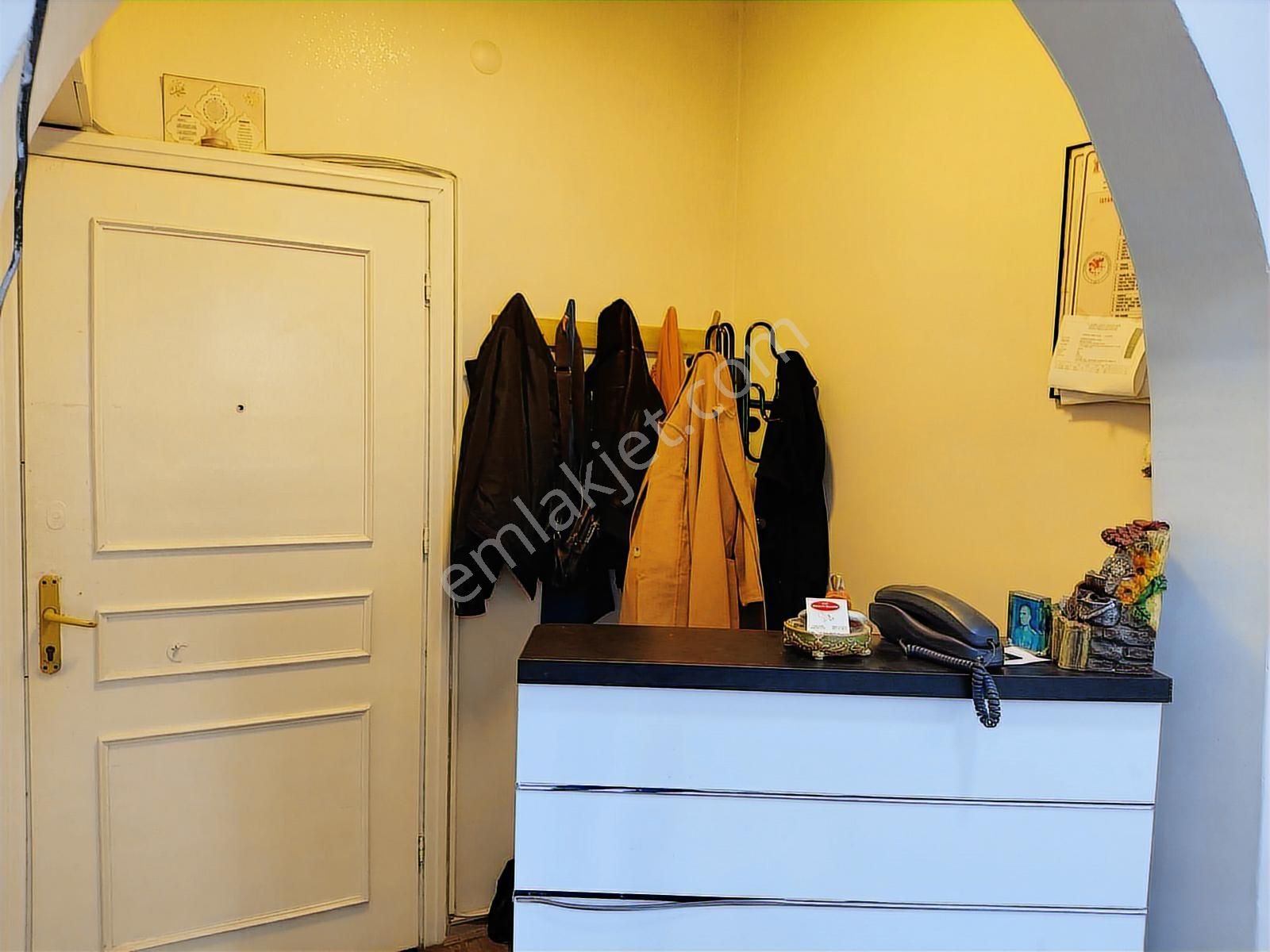 Şişli Anacadde Hazırmüşterili 1.katta Faal Devren Kiralık Kuaför - Görsel 13