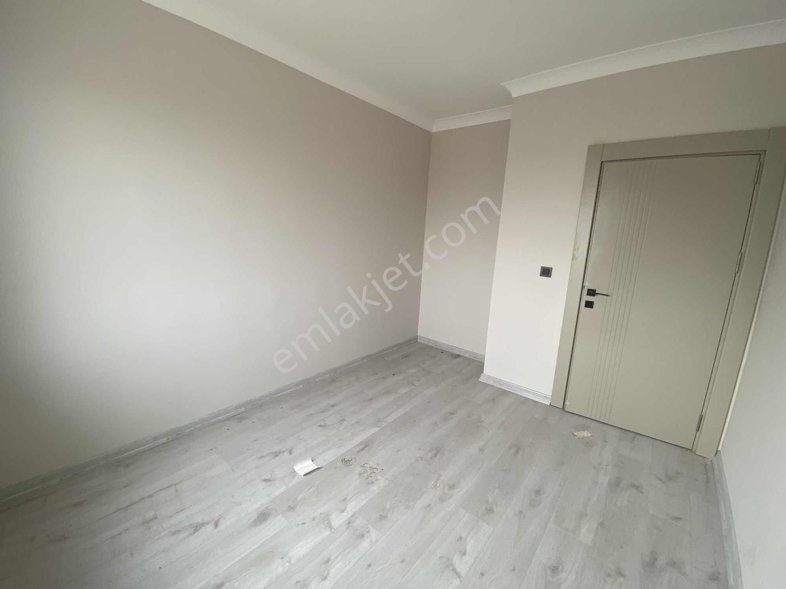 Esenboğa Mah'de Üniversitenin Yanında Sitede Satılık Lüx Daire - Görsel 13