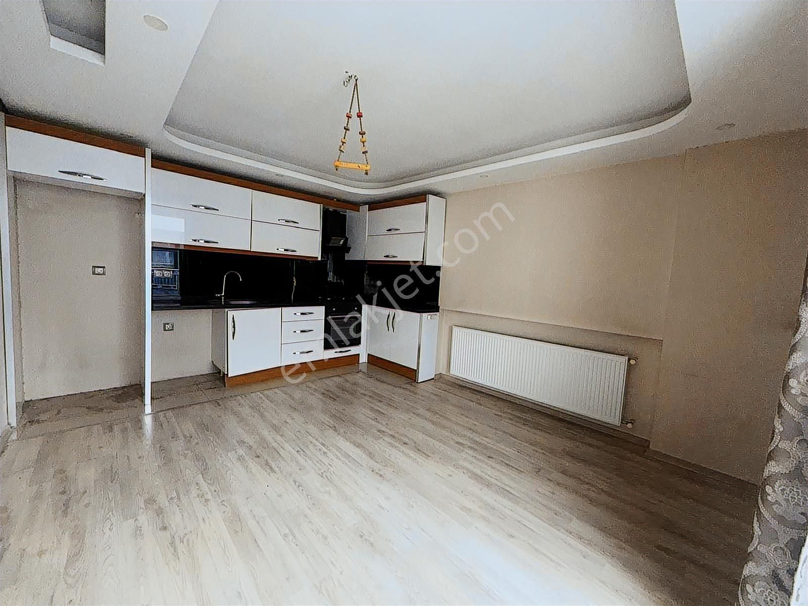 Çiğli Yeni Mahalle'de; Asansörlü, Arakat, 2+1, Eşyasız, Doğalgaz - Görsel 22