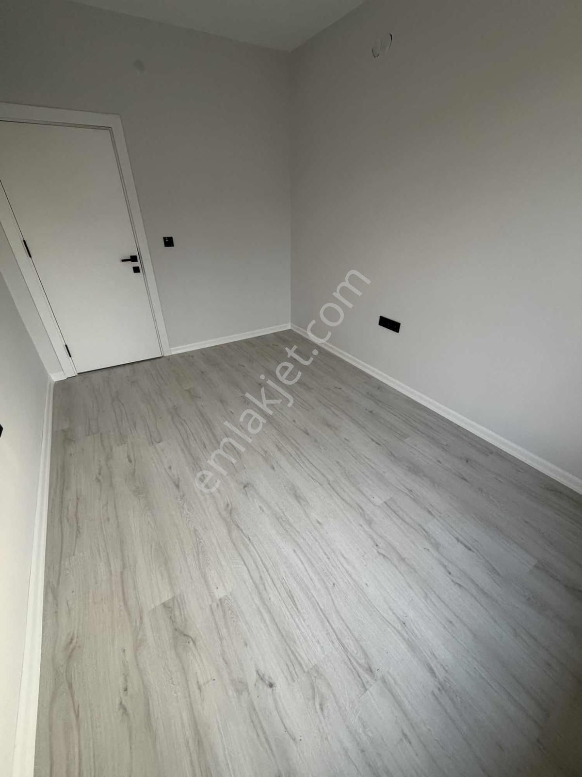Fazelden Gazi Yakup Satar Ve Derman Cad. Yakını Köşe 2+1 - Görsel 13