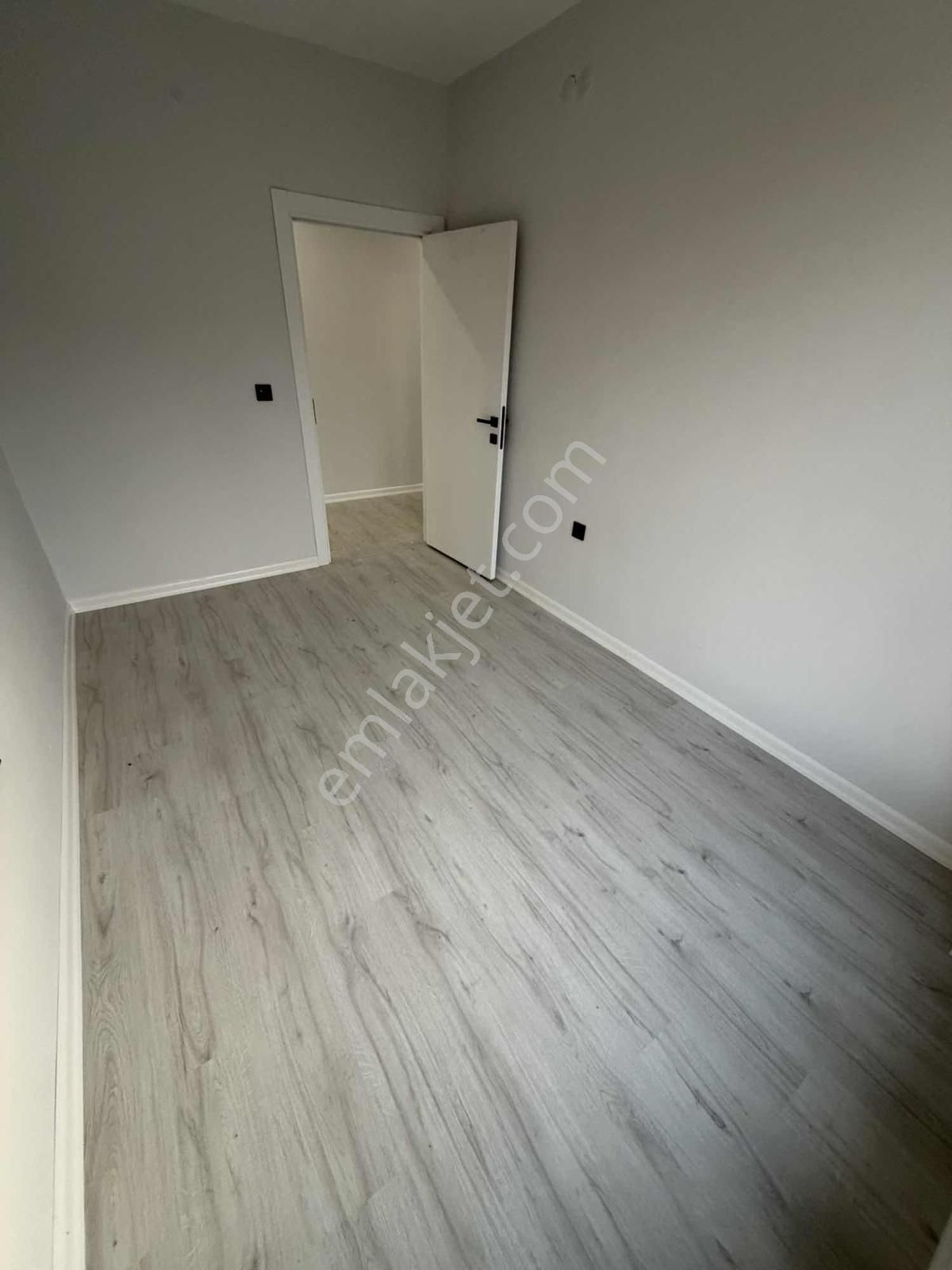 Fazelden Gazi Yakup Satar Ve Derman Cad. Yakını Köşe 2+1 - Görsel 19