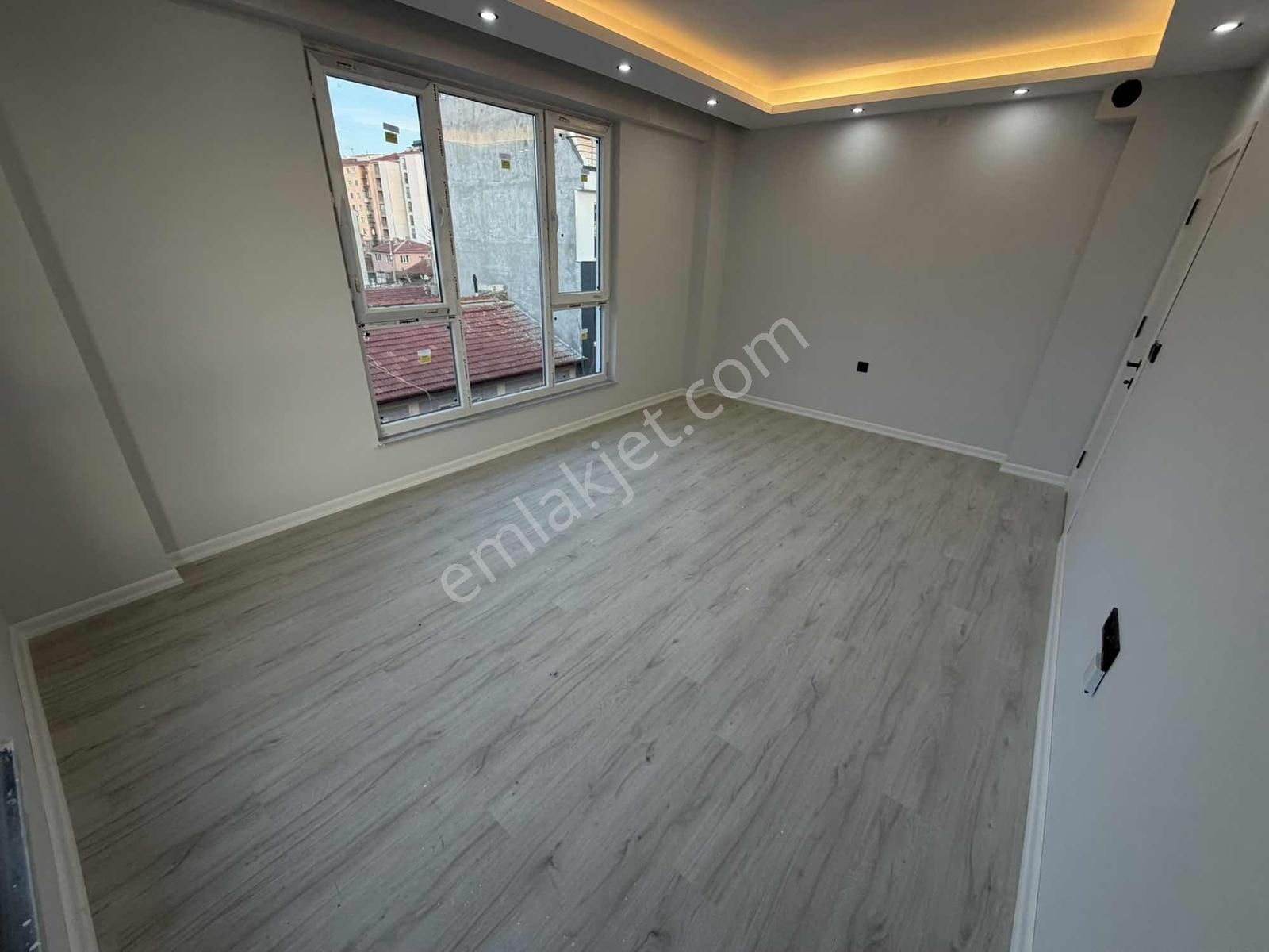 Fazelden Gazi Yakup Satar Ve Derman Cad. Yakını Köşe 2+1 - Görsel 29