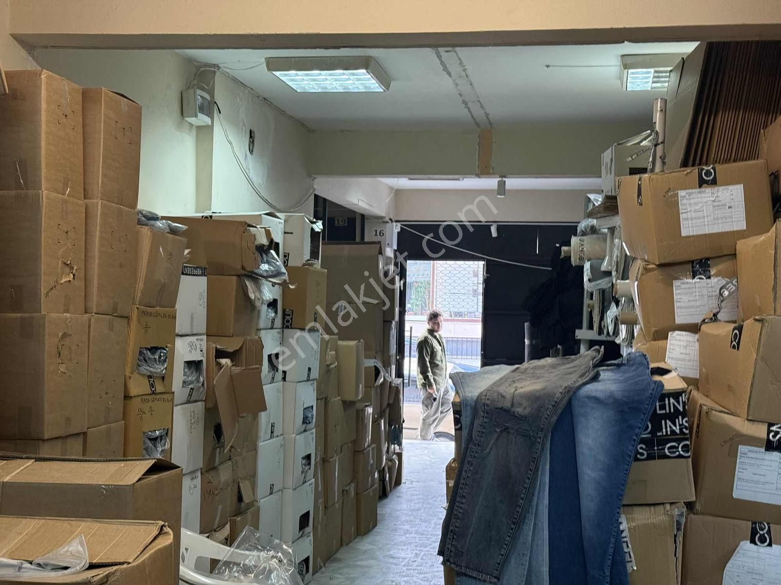 Yenibosna Çobançeşmede Düz Giriş Satılık İş Yeri - Görsel 5