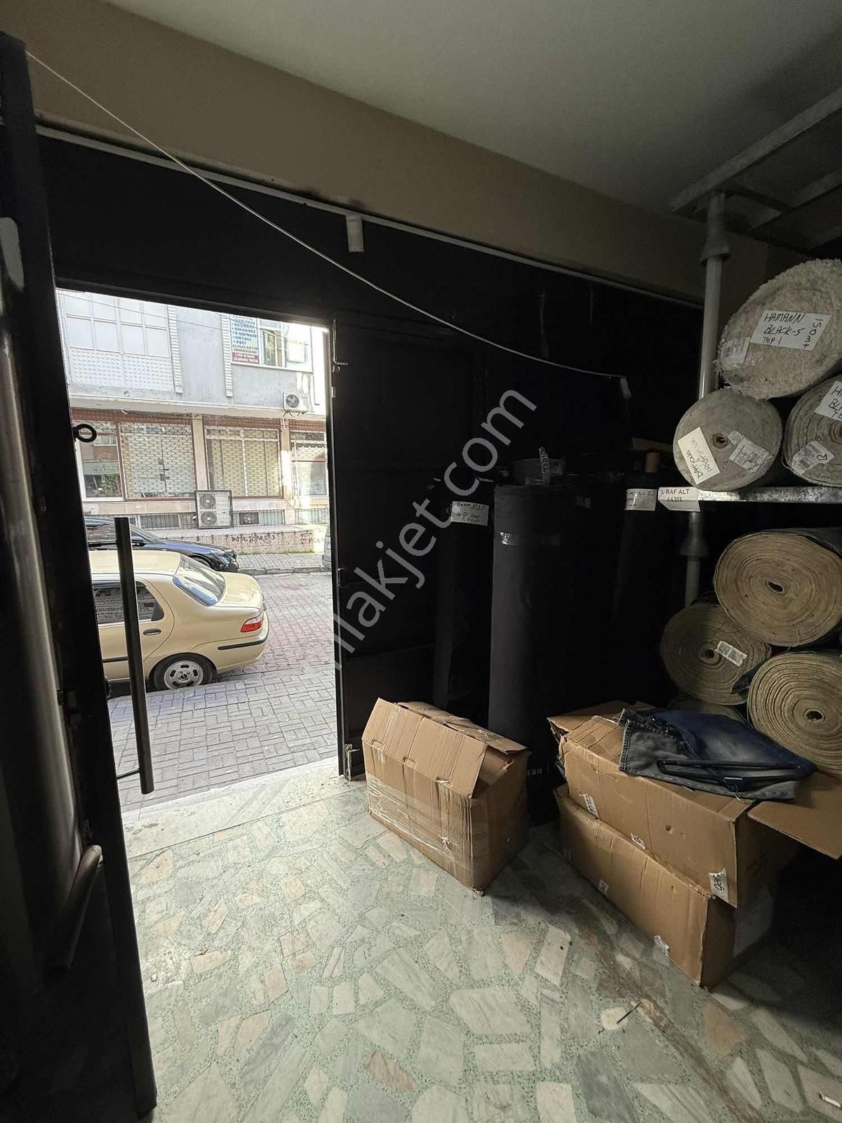 Yenibosna Çobançeşmede Düz Giriş Satılık İş Yeri - Görsel 9