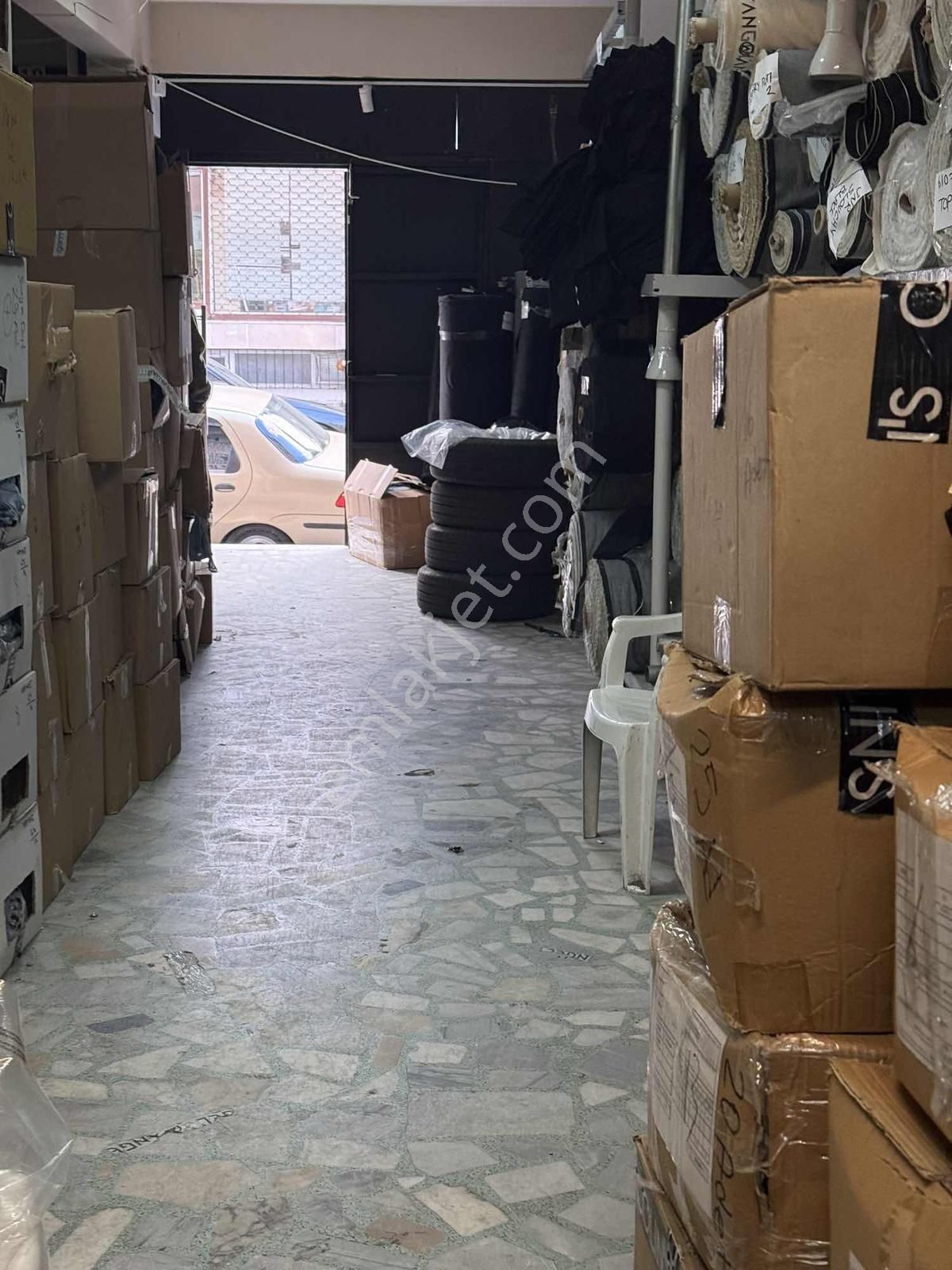 Yenibosna Çobançeşmede Düz Giriş Satılık İş Yeri - Görsel 4