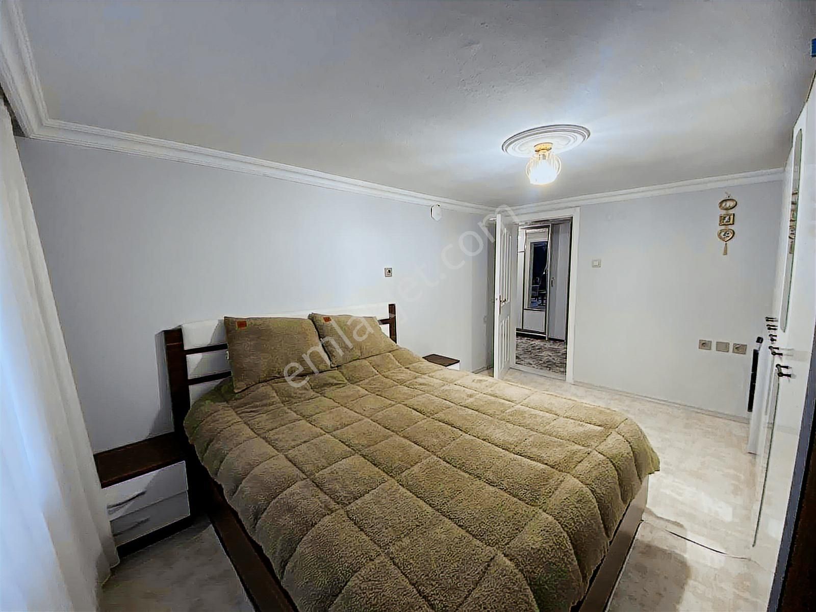 Korcan Caddesi Üzeri 4 Cepheli Full Yapılı 3+1 Satılık Daire - Görsel 11