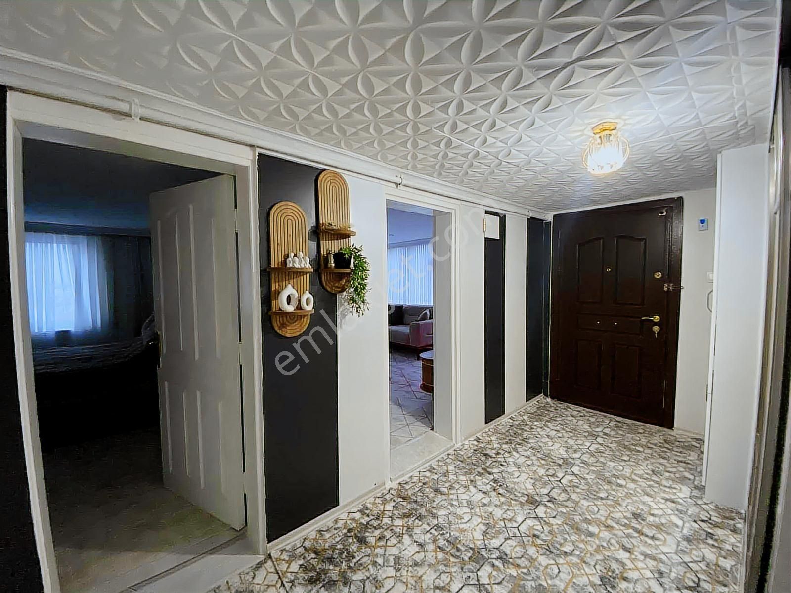 Korcan Caddesi Üzeri 4 Cepheli Full Yapılı 3+1 Satılık Daire - Görsel 19