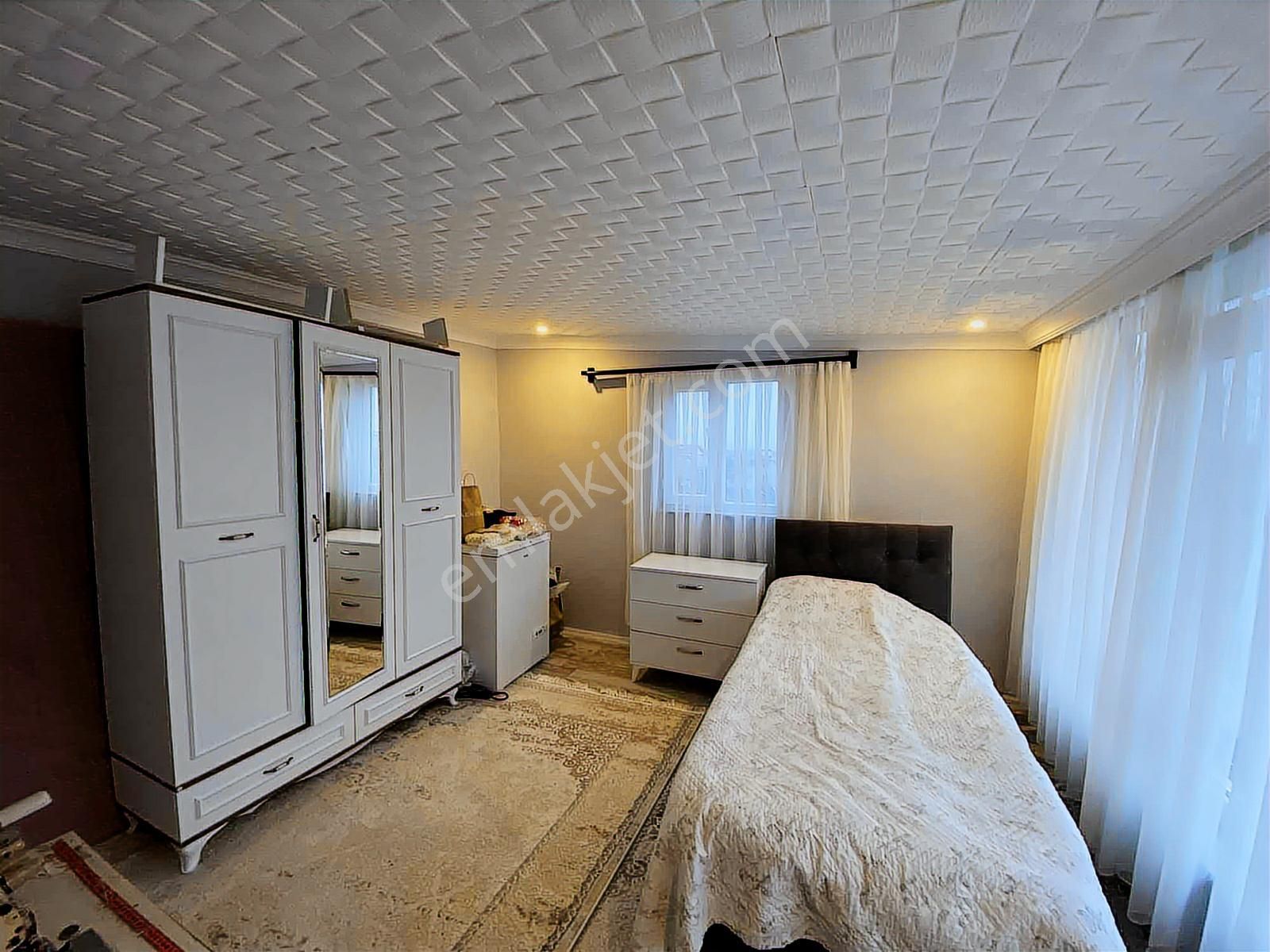 Korcan Caddesi Üzeri 4 Cepheli Full Yapılı 3+1 Satılık Daire - Görsel 13