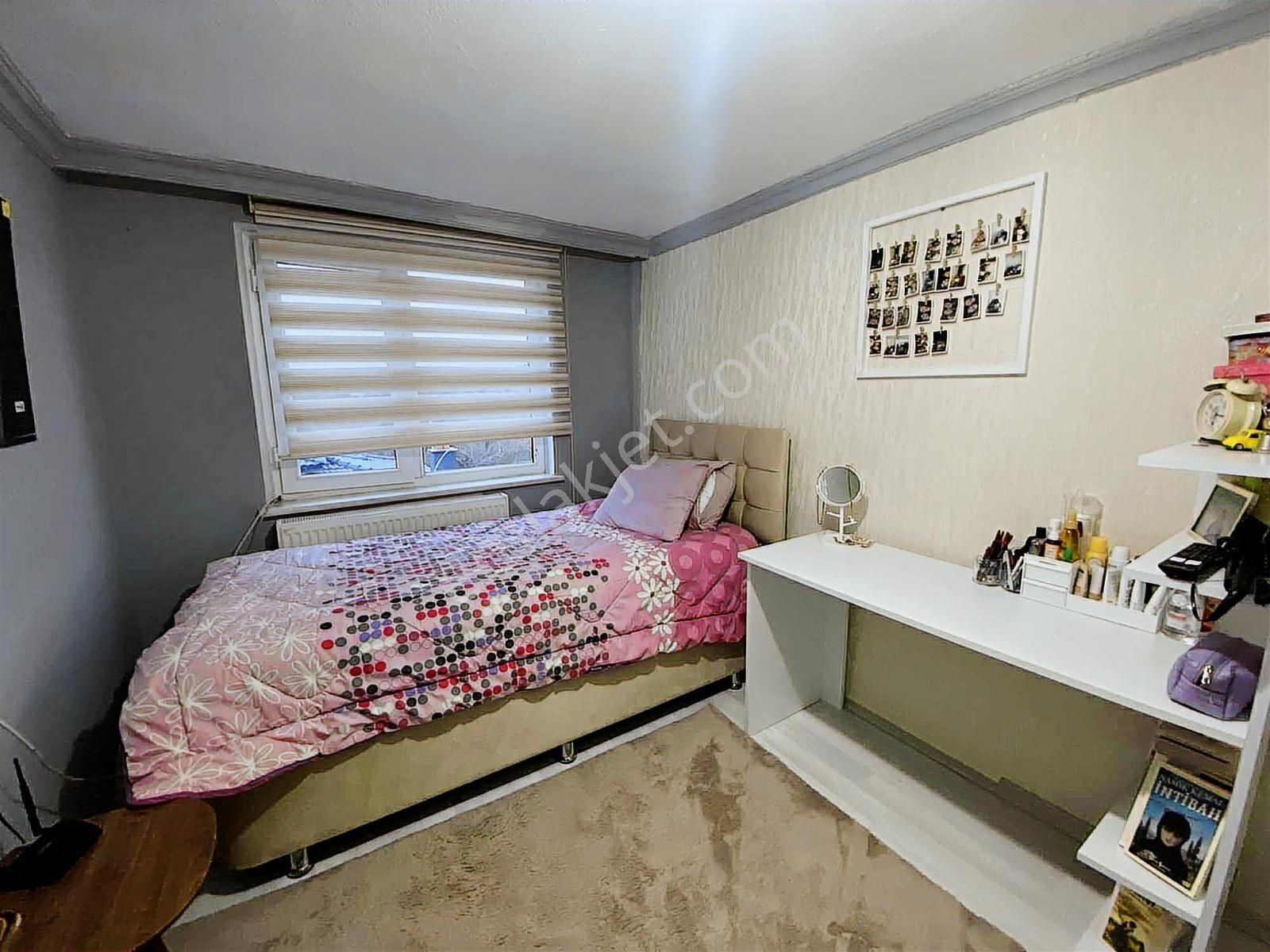 Korcan Caddesi Üzeri 4 Cepheli Full Yapılı 3+1 Satılık Daire - Görsel 14