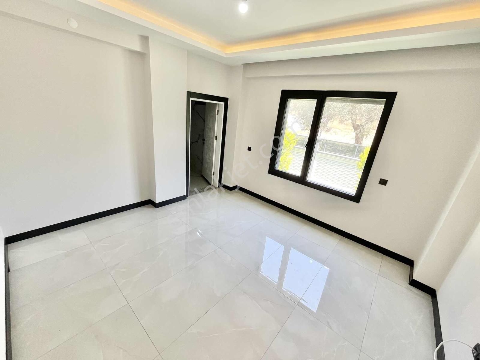 Onur Yıldırımdan Havuzlu Tam Bağımsız Deniz Manzaralı 5+1 Villa - Görsel 27