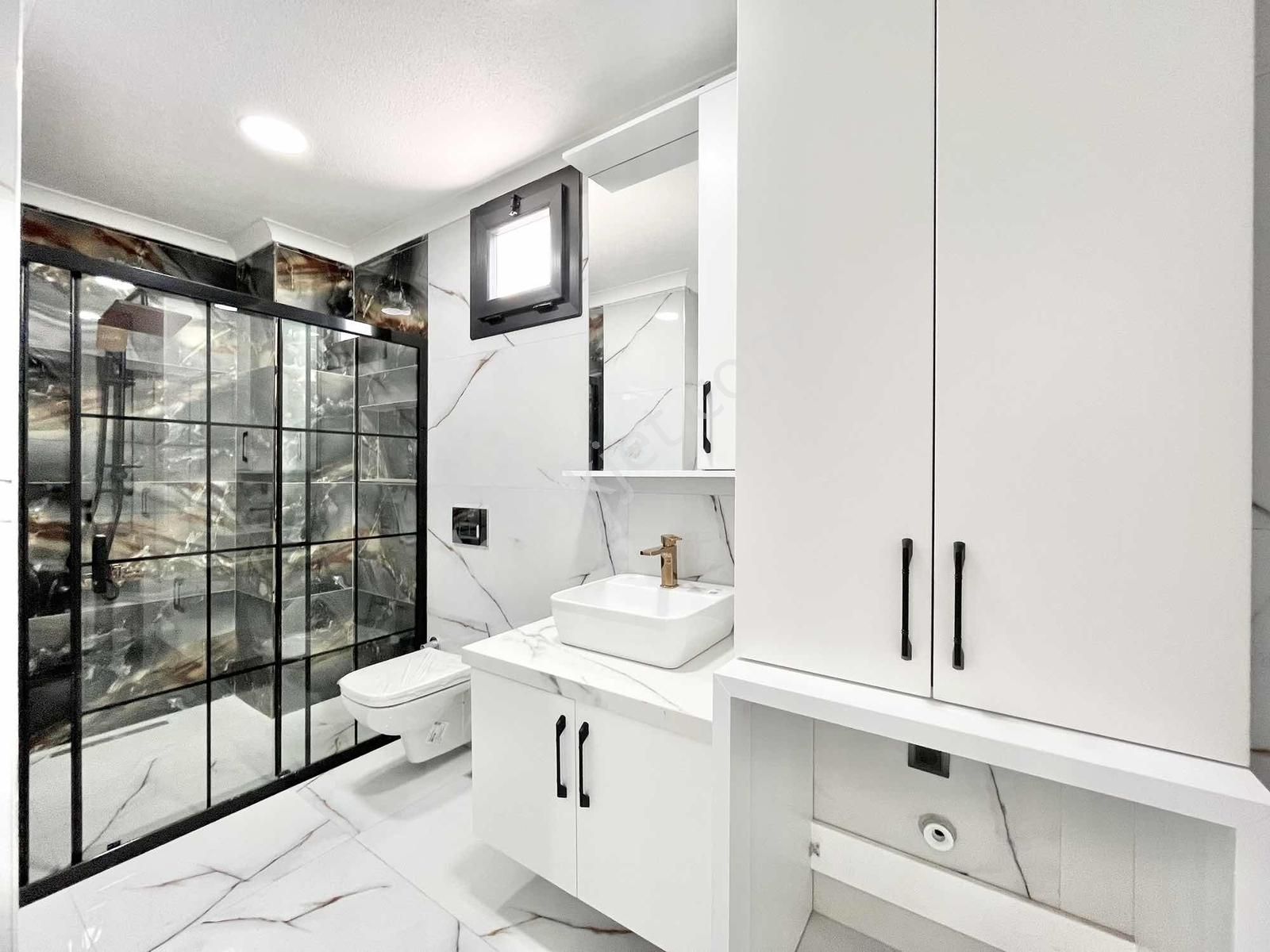 Onur Yıldırımdan Havuzlu Tam Bağımsız Deniz Manzaralı 5+1 Villa - Görsel 19