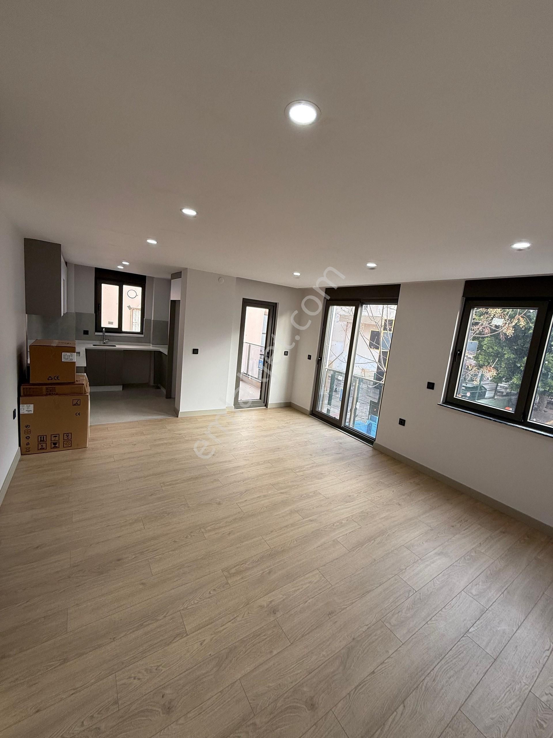 Bahçelievler’de Denize Yürüme Mesafesinde Sıfır 2+1 Lüks Satılık Daire - Görsel 17
